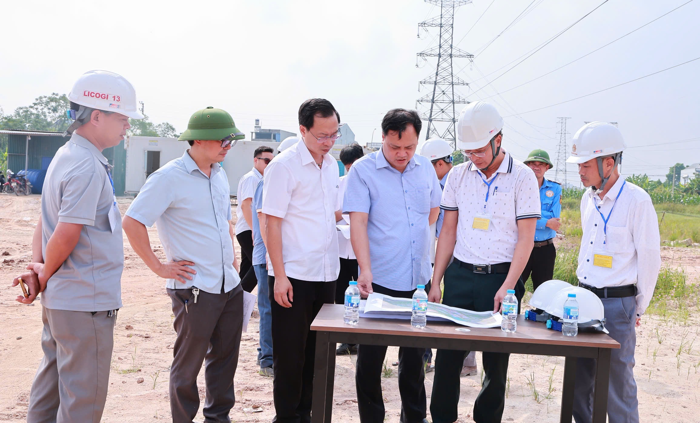 Thứ trưởng Nguyễn Văn Sinh: Phát triển nhà ở xã hội phải sát nhu cầu thực tế- Ảnh 11.