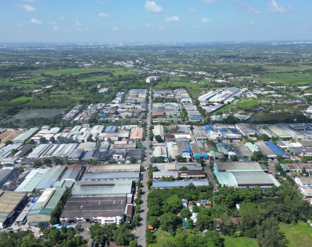 TP.HCM chuyển đổi Khu c&ocirc;ng nghiệp L&ecirc; Minh Xu&acirc;n mở rộng sang ph&aacute;t triển nh&agrave; ở x&atilde; hội- Ảnh 1.