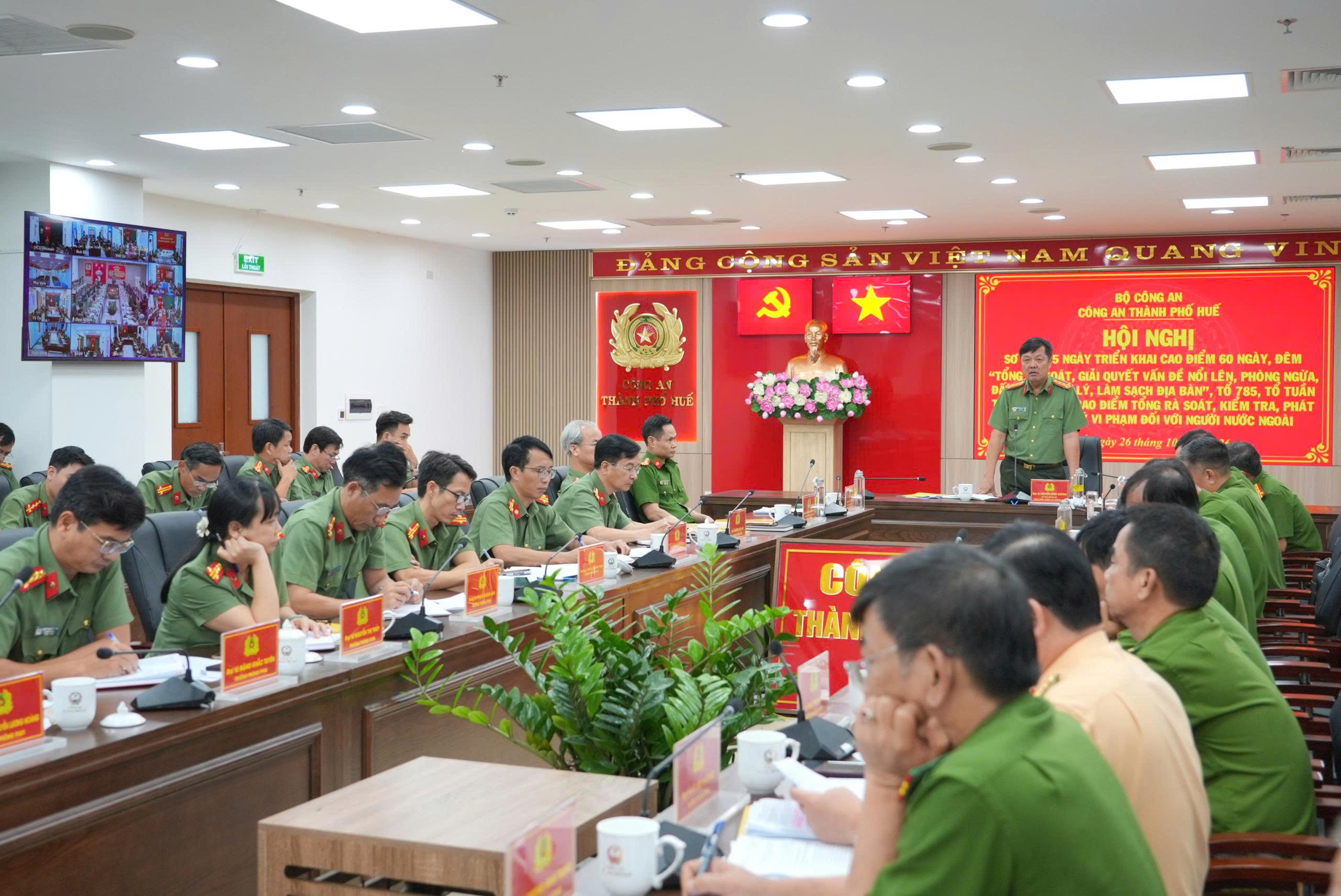 Huế: Xử l&yacute; 870 trường hợp vi phạm trật tự, an to&agrave;n giao th&ocirc;ng- Ảnh 1.