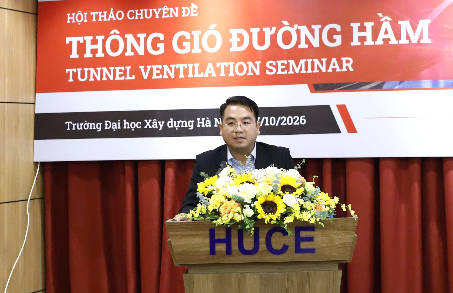 Đại học Xây dựng Hà Nội trao đổi giải pháp thông gió đường hầm, bảo đảm an toàn công trình - Ảnh 1.