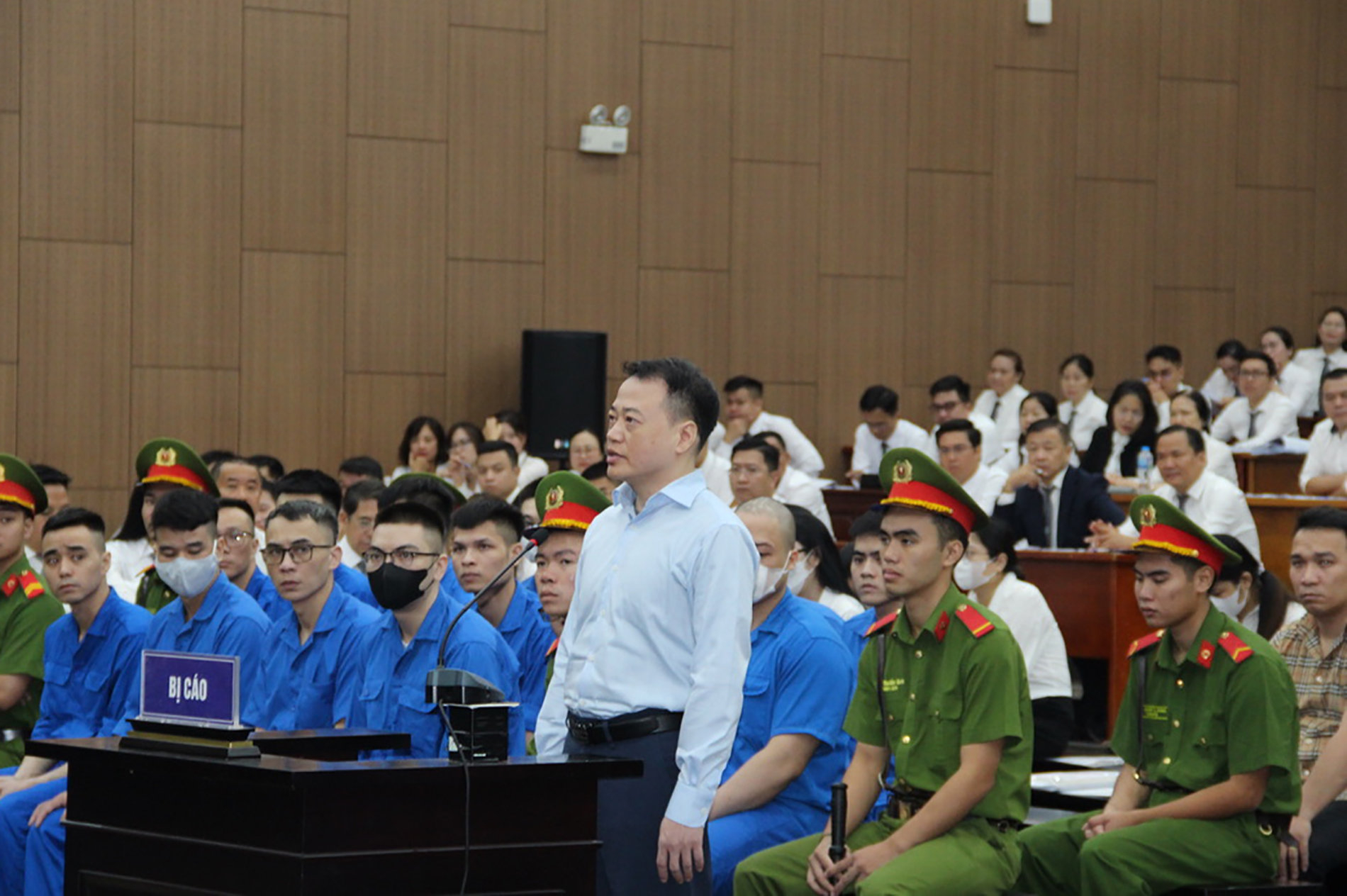 Vụ Mr Pips lừa đảo: nhận tr&aacute;ch nhiệm, Shark B&igrave;nh n&oacute;i: &ldquo;bị c&aacute;o nghĩ số m&igrave;nh đi t&ugrave; rồi"- Ảnh 1.