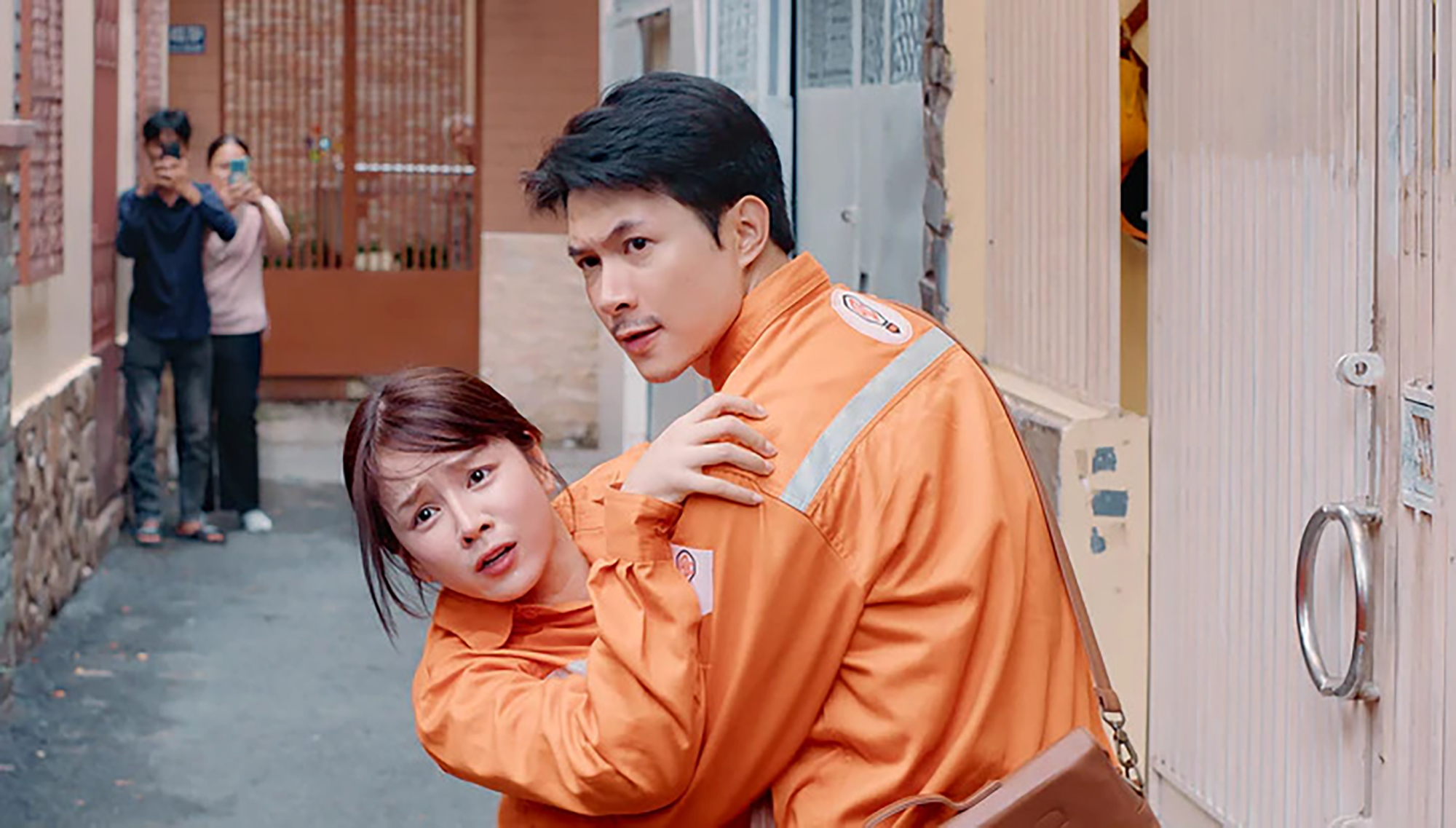 DJ Mie: Nếu chờ đến khi đủ tự tin mới bắt đầu sẽ lỡ cơ hội - Ảnh 1.