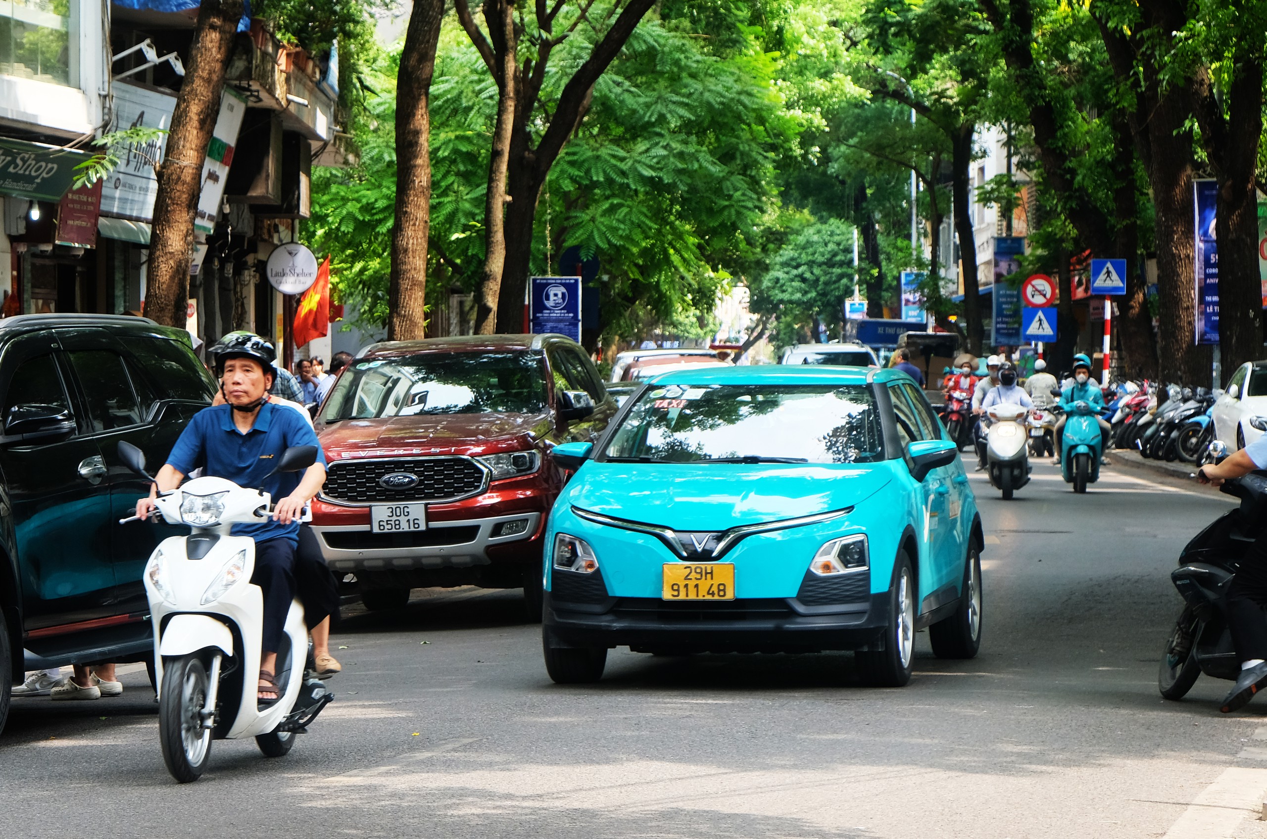 Đề xuất ô tô điện bắt buộc phải có cảnh báo âm thanh- Ảnh 2.