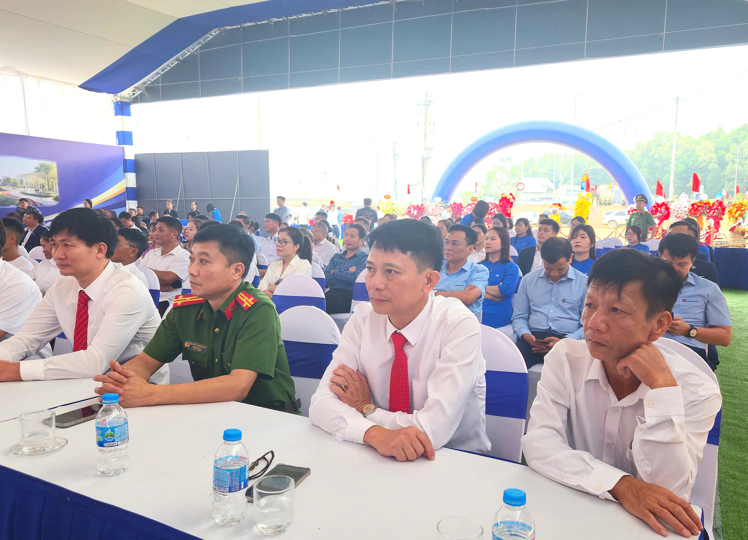 Th&aacute;i Nguy&ecirc;n khởi c&ocirc;ng cảng Y&ecirc;n B&igrave;nh v&agrave; khu d&acirc;n cư hơn 756 tỷ đồng- Ảnh 10.