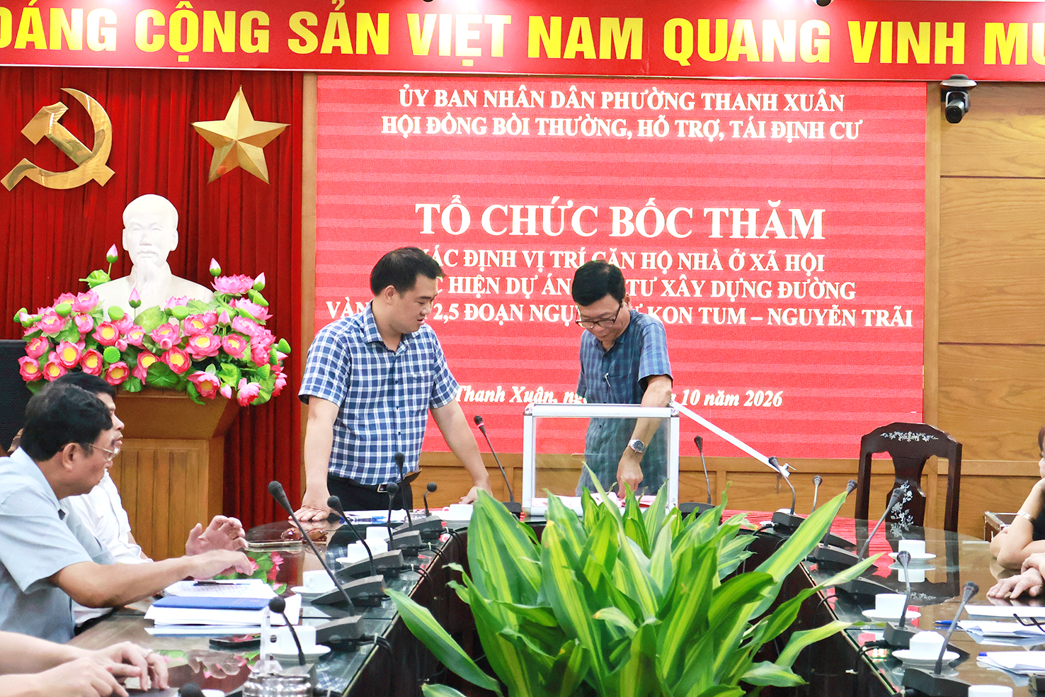 Dự &aacute;n V&agrave;nh đai 2,5: Hỗ trợ người d&acirc;n minh bạch, ổn định đời sống - Ảnh 2.