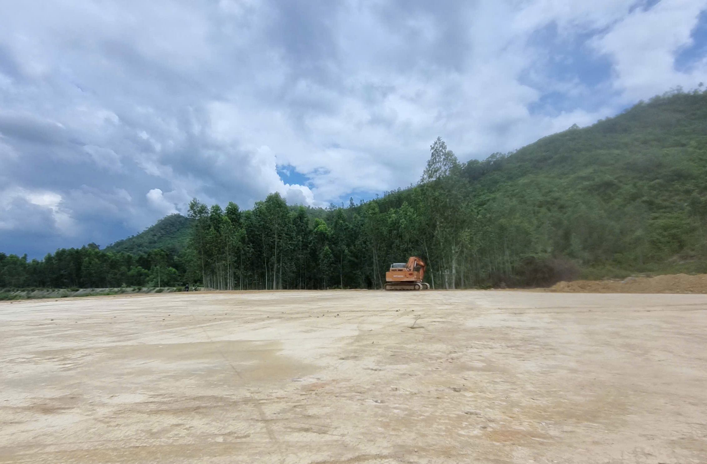 Gia Lai: Lập tổ c&ocirc;ng t&aacute;c gỡ vướng, đ&ocirc;n đốc c&aacute;c dự &aacute;n đầu tư ngo&agrave;i ng&acirc;n s&aacute;ch nh&agrave; nước- Ảnh 1.