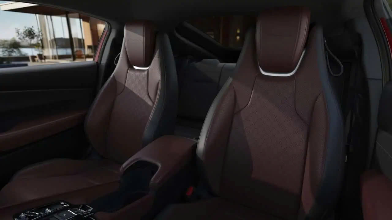  Honda Prelude bản giới hạn m&agrave;u đỏ sang ch&acirc;u &Acirc;u - Ảnh 4.