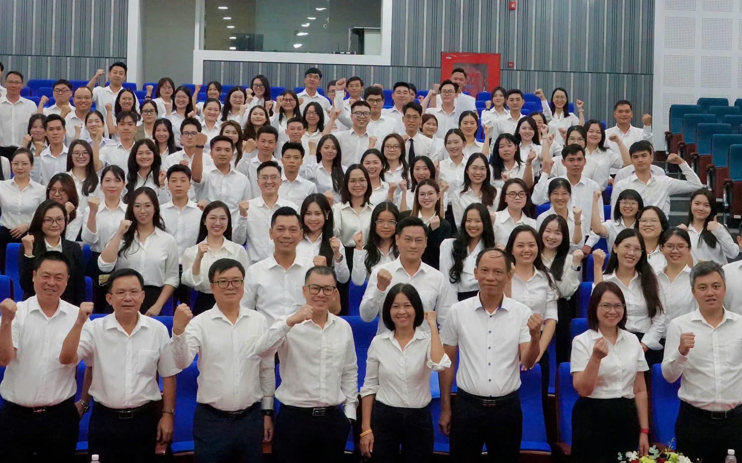 Ph&oacute; Thủ tướng Thường trực Phạm Gia T&uacute;c kiểm tra loạt đường kết nối v&agrave; s&acirc;n bay Long Th&agrave;nh - Ảnh 15.