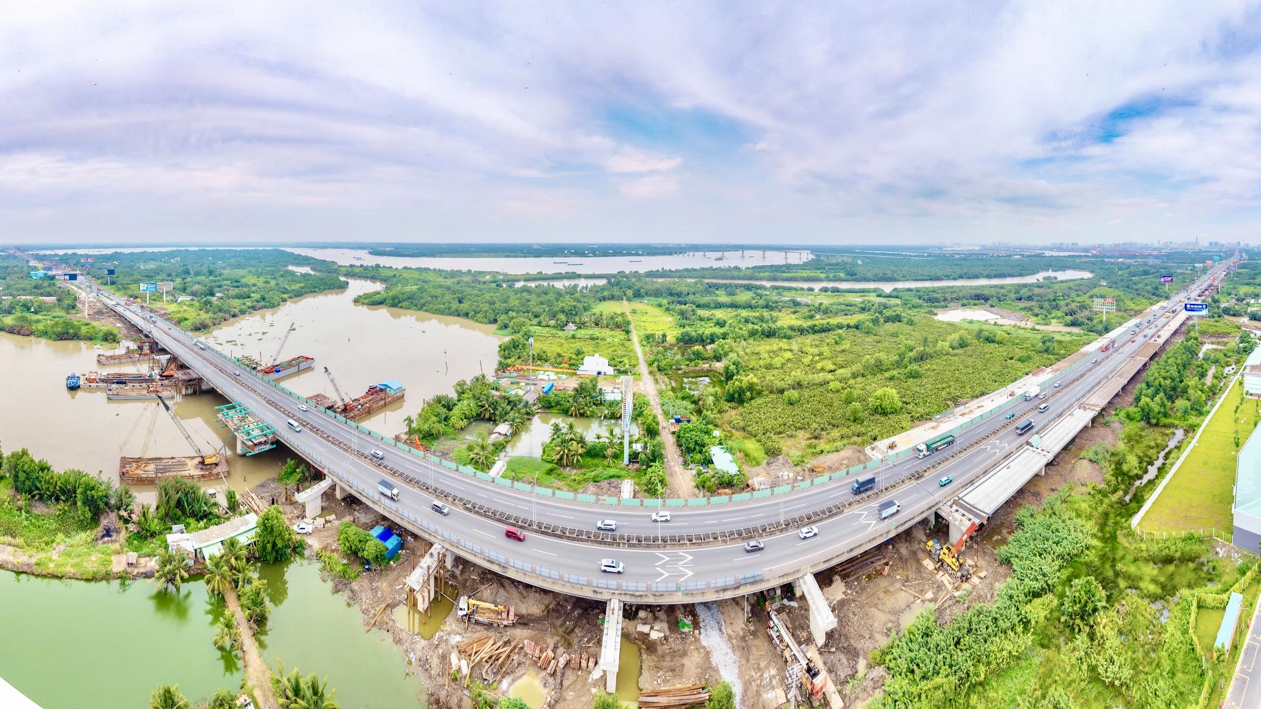 Ph&oacute; Thủ tướng Thường trực Phạm Gia T&uacute;c kiểm tra loạt đường kết nối v&agrave; s&acirc;n bay Long Th&agrave;nh - Ảnh 3.