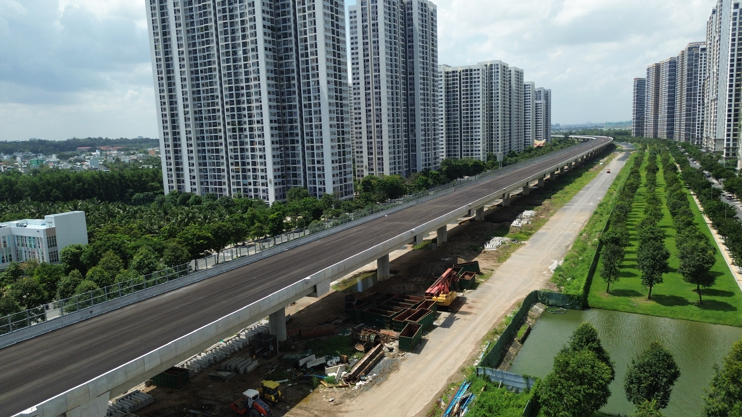 V&agrave;nh đai 3 TP.HCM chạy nước r&uacute;t, đoạn ph&iacute;a Đ&ocirc;ng chuẩn bị th&ocirc;ng xe - Ảnh 2.