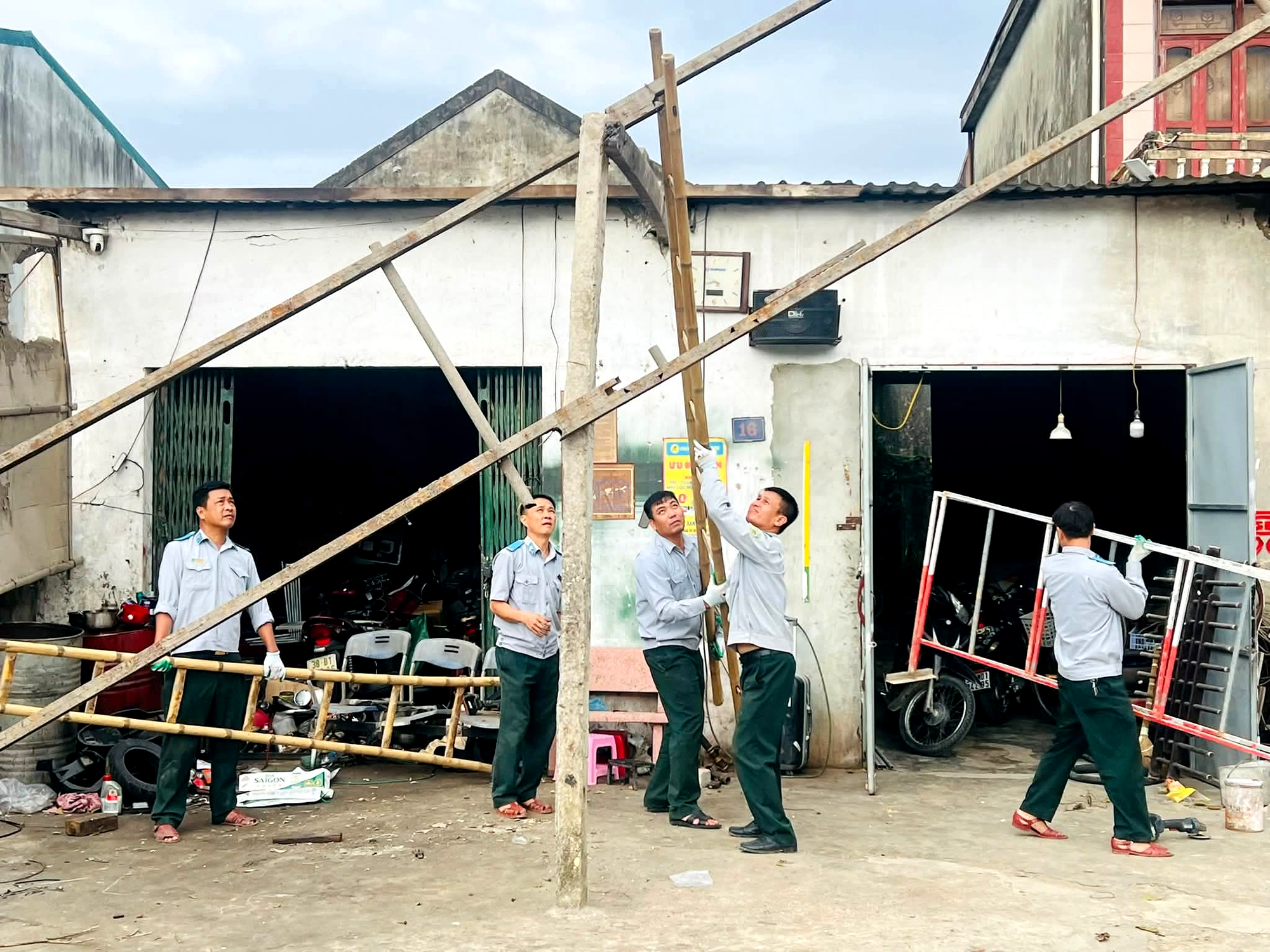 H&agrave; Tĩnh: Thiết lập trật tự đ&ocirc; thị, kh&ocirc;ng để t&igrave;nh trạng "bắt c&oacute;c bỏ dĩa&rdquo;- Ảnh 3.