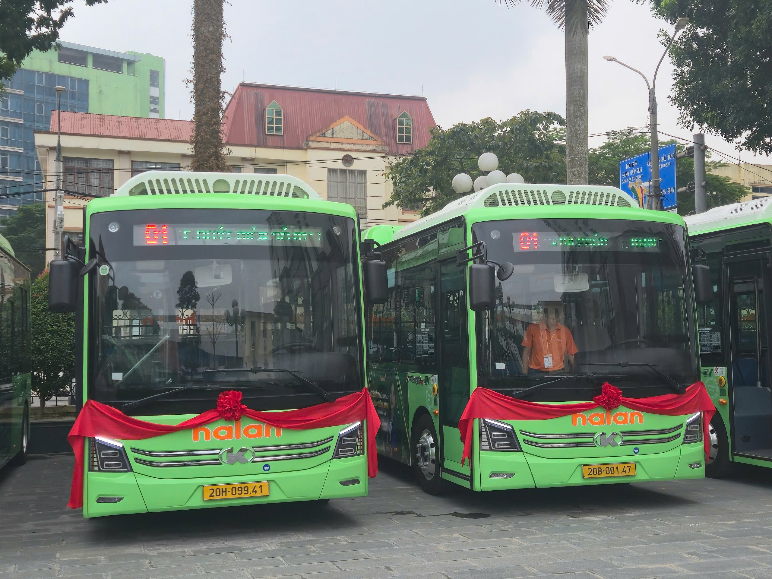 Thái Nguyên đưa vào hoạt động tuyến xe buýt điện đầu tiên - Ảnh 5.