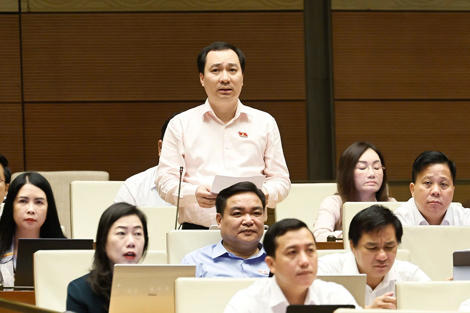 Từ dự &aacute;n của Tập đo&agrave;n Mường Thanh, đại biểu đề nghị bảo vệ quyền lợi của người mua nh&agrave; - Ảnh 1.