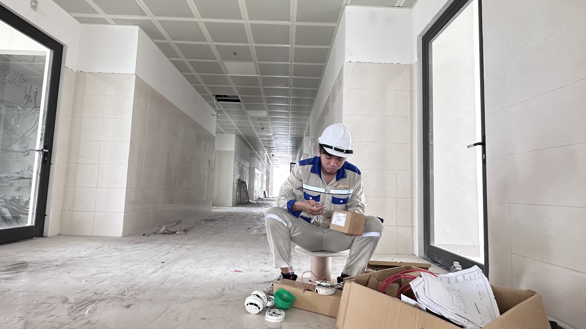 To&agrave;n cảnh bệnh viện gần 1.800 tỷ đồng ở Tuy&ecirc;n Quang trước ng&agrave;y về đ&iacute;ch- Ảnh 11.