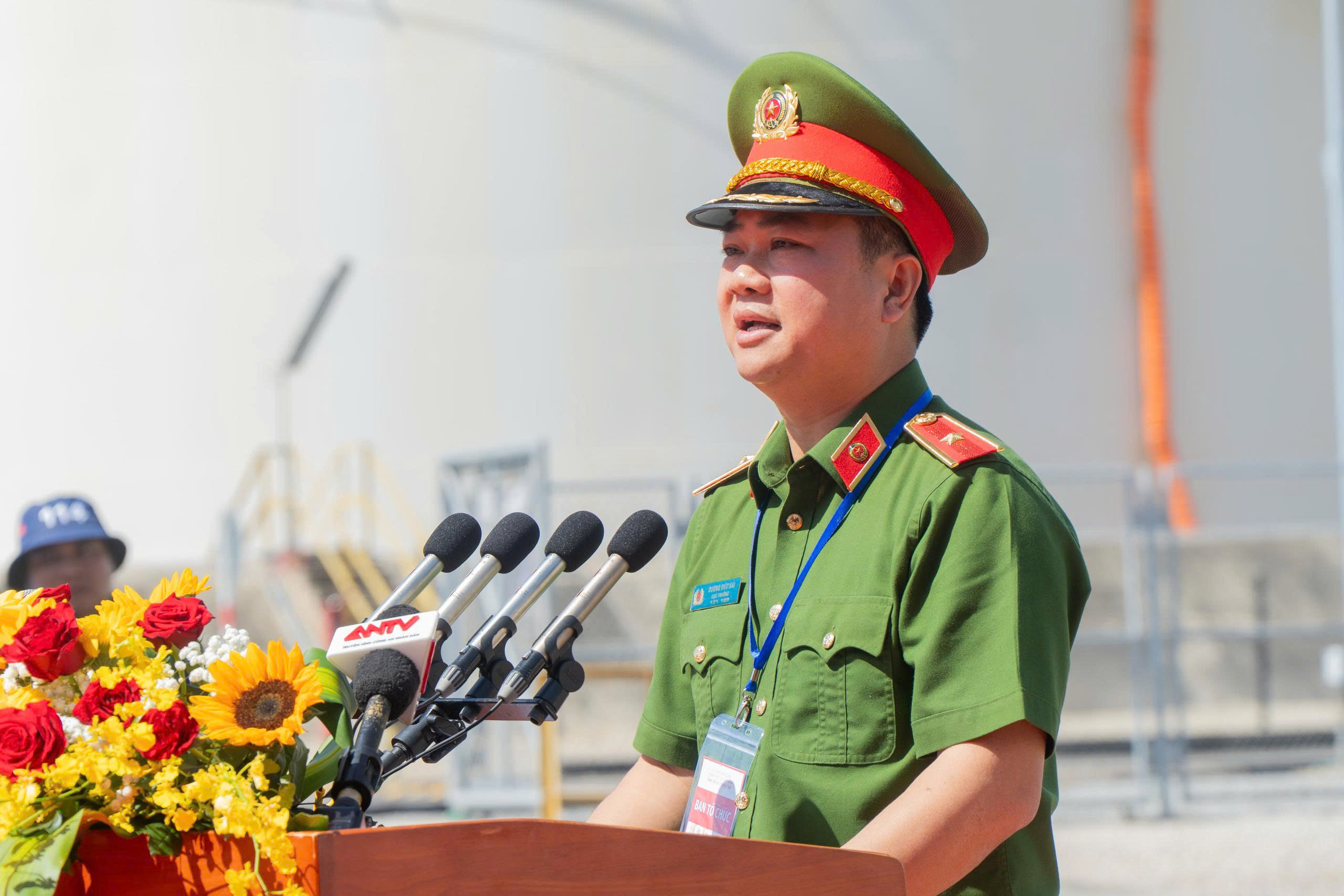 Hơn 2.500 người tham gia diễn tập chữa cháy, cứu nạn tại Tổ hợp Hóa dầu Long Sơn - Ảnh 3.