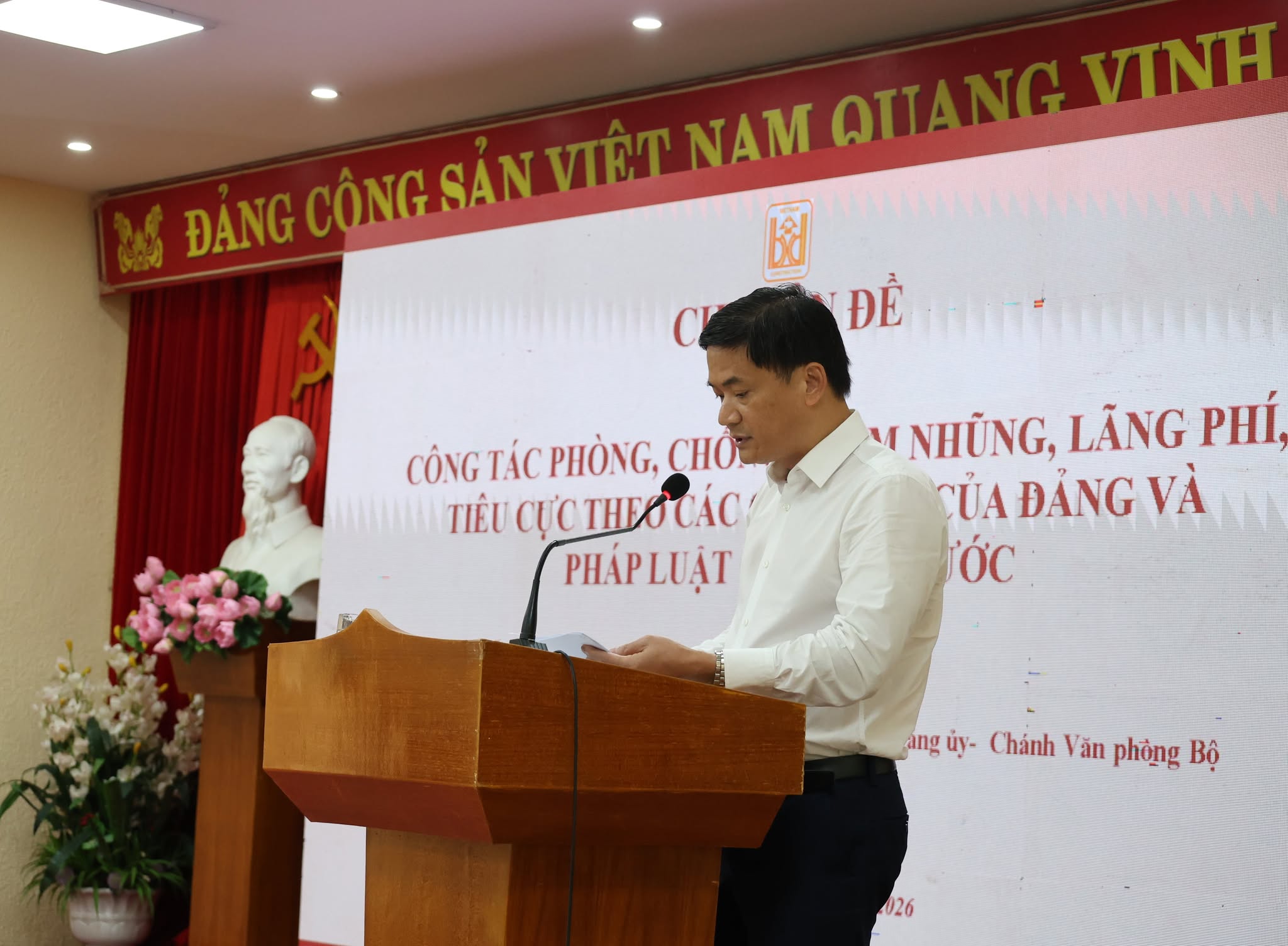 Đảng ủy Bộ X&acirc;y dựng tập huấn c&ocirc;ng t&aacute;c Đảng, triển khai c&aacute;c văn bản mới năm 2026 - Ảnh 4.