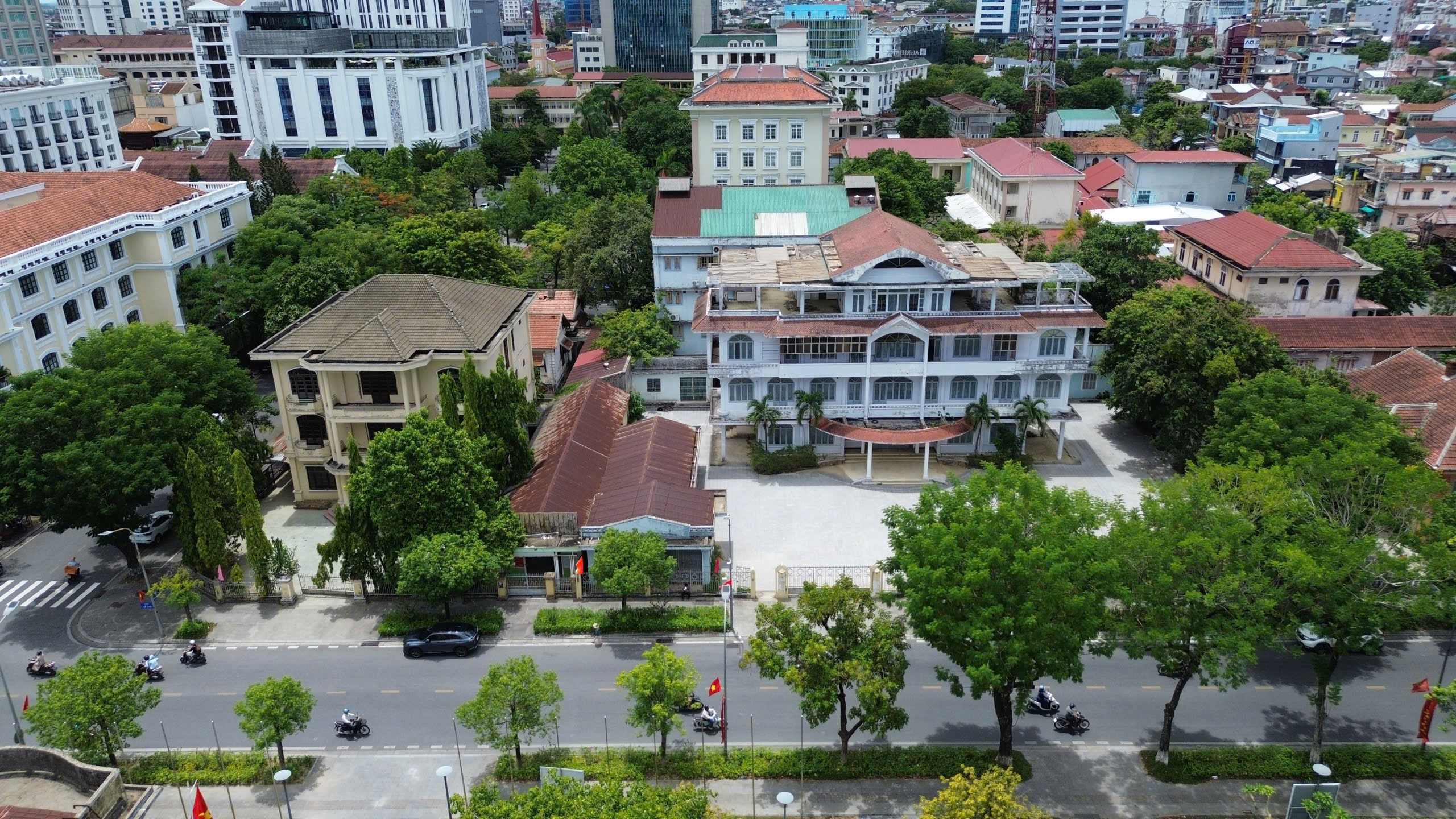 Chưa t&igrave;m được chủ nh&acirc;n, h&agrave;ng loạt khu "đất v&agrave;ng" ở Huế tiếp tục l&ecirc;n s&agrave;n đấu gi&aacute;- Ảnh 2.
