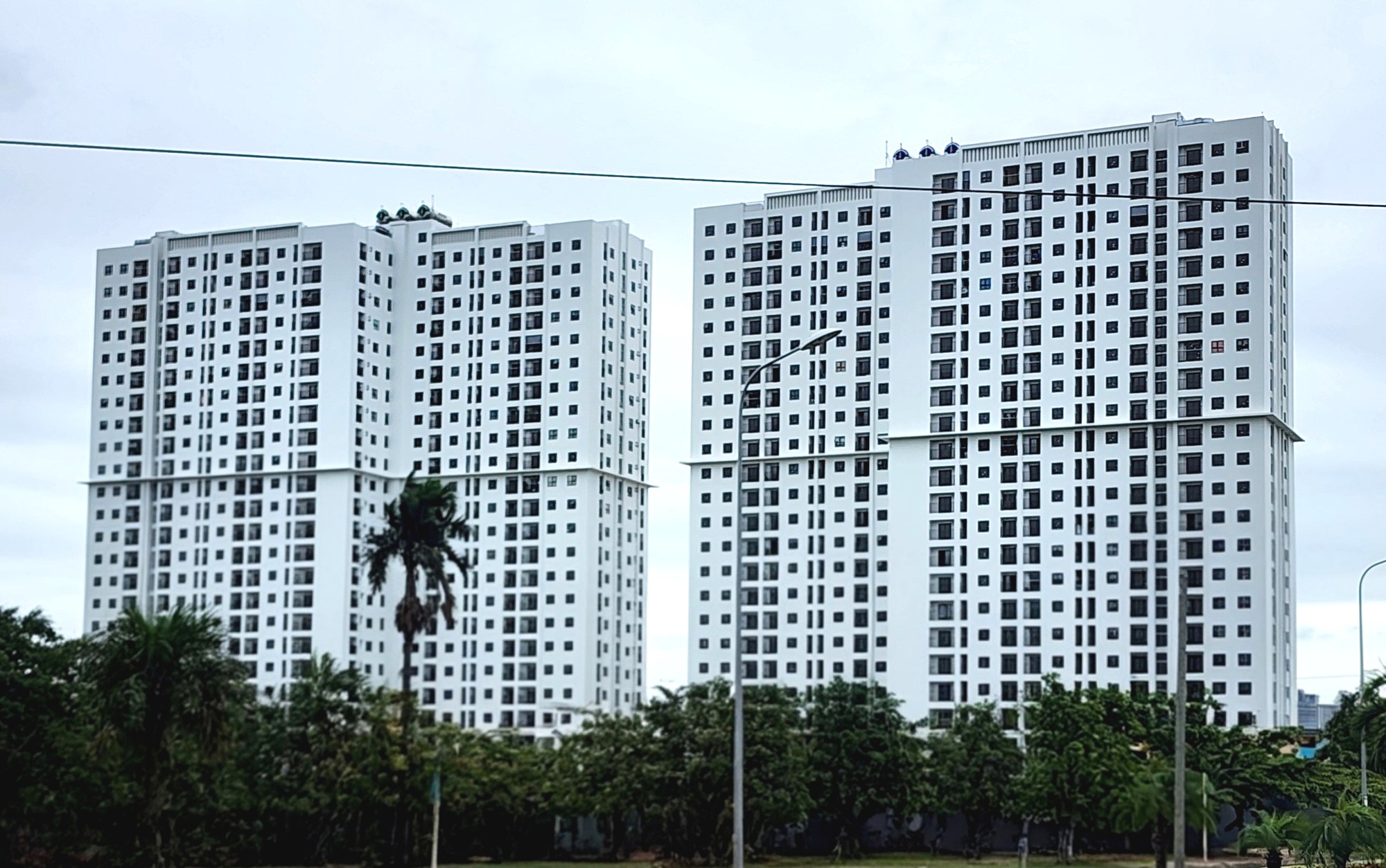 Ninh B&igrave;nh: Tập trung nguồn lực, phấn đấu ho&agrave;n th&agrave;nh hơn 6.000 căn nh&agrave; ở x&atilde; hội- Ảnh 1.