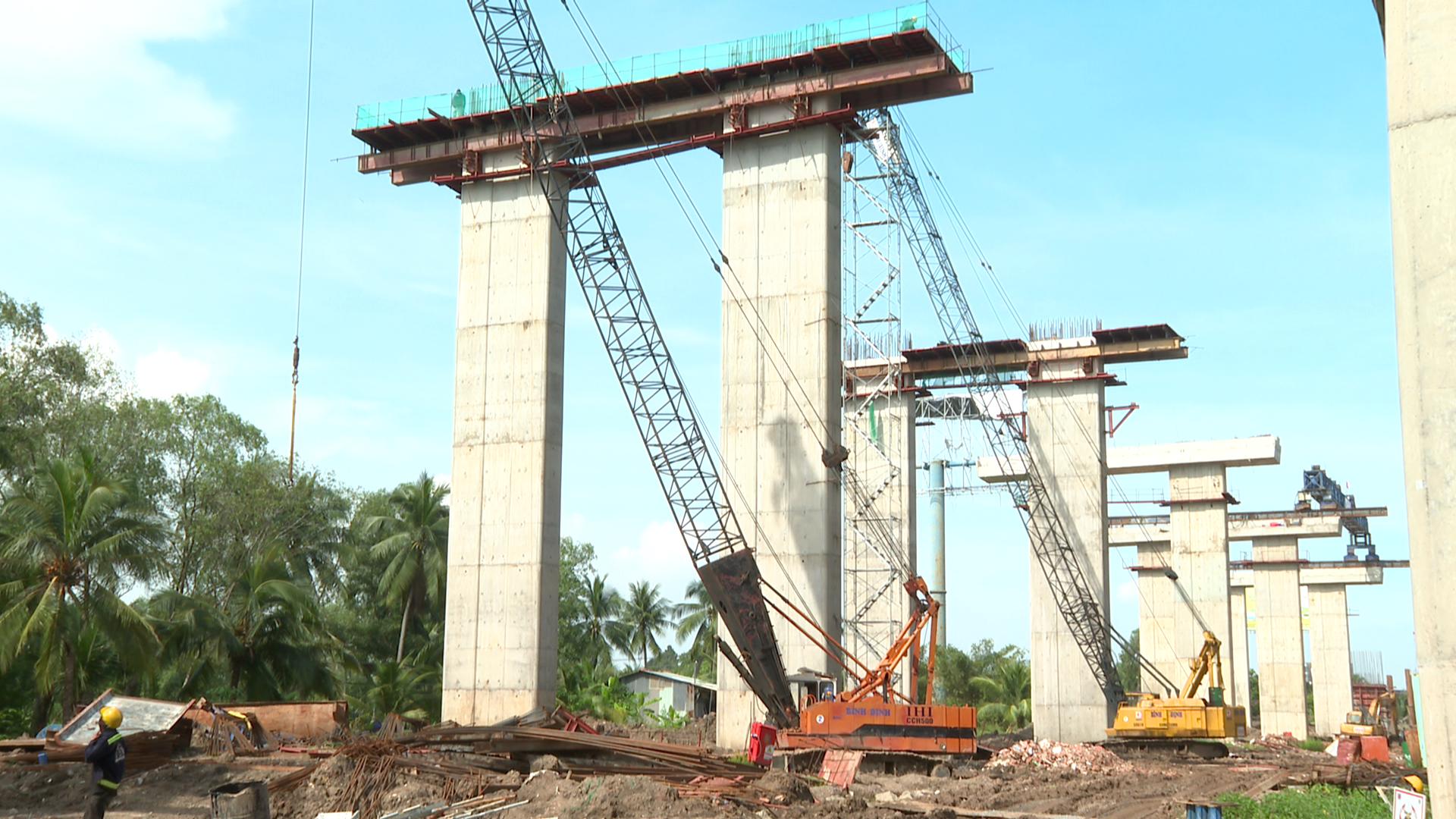 Mở rộng cao tốc TP.HCM - Long Thành: Chạy đua tiến độ trước ngày sân bay khai thác - Ảnh 3.