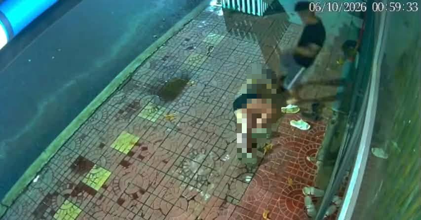 C&ocirc;ng an v&agrave;o cuộc x&aacute;c minh vụ c&ocirc; g&aacute;i bị h&agrave;nh hung d&atilde; man tr&ecirc;n h&egrave; phố Gia Lai- Ảnh 1.