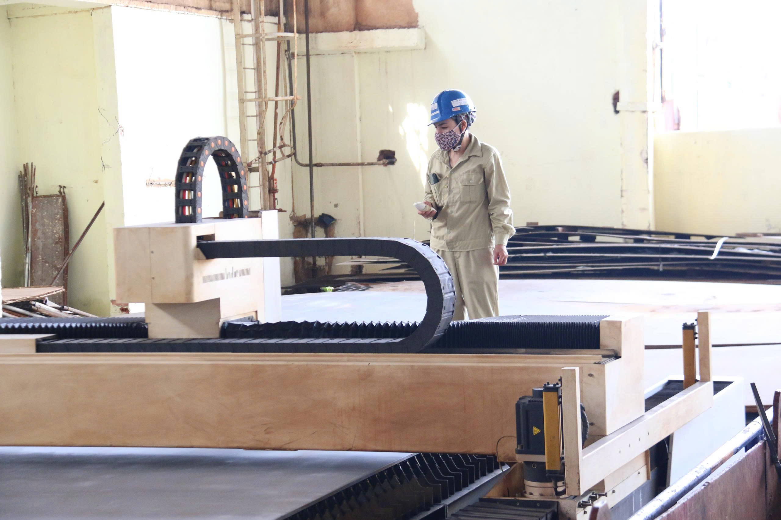 Cận cảnh quy tr&igrave;nh đ&oacute;ng t&agrave;u hiện đại tại C&ocirc;ng ty Đ&oacute;ng t&agrave;u Hạ Long- Ảnh 6.