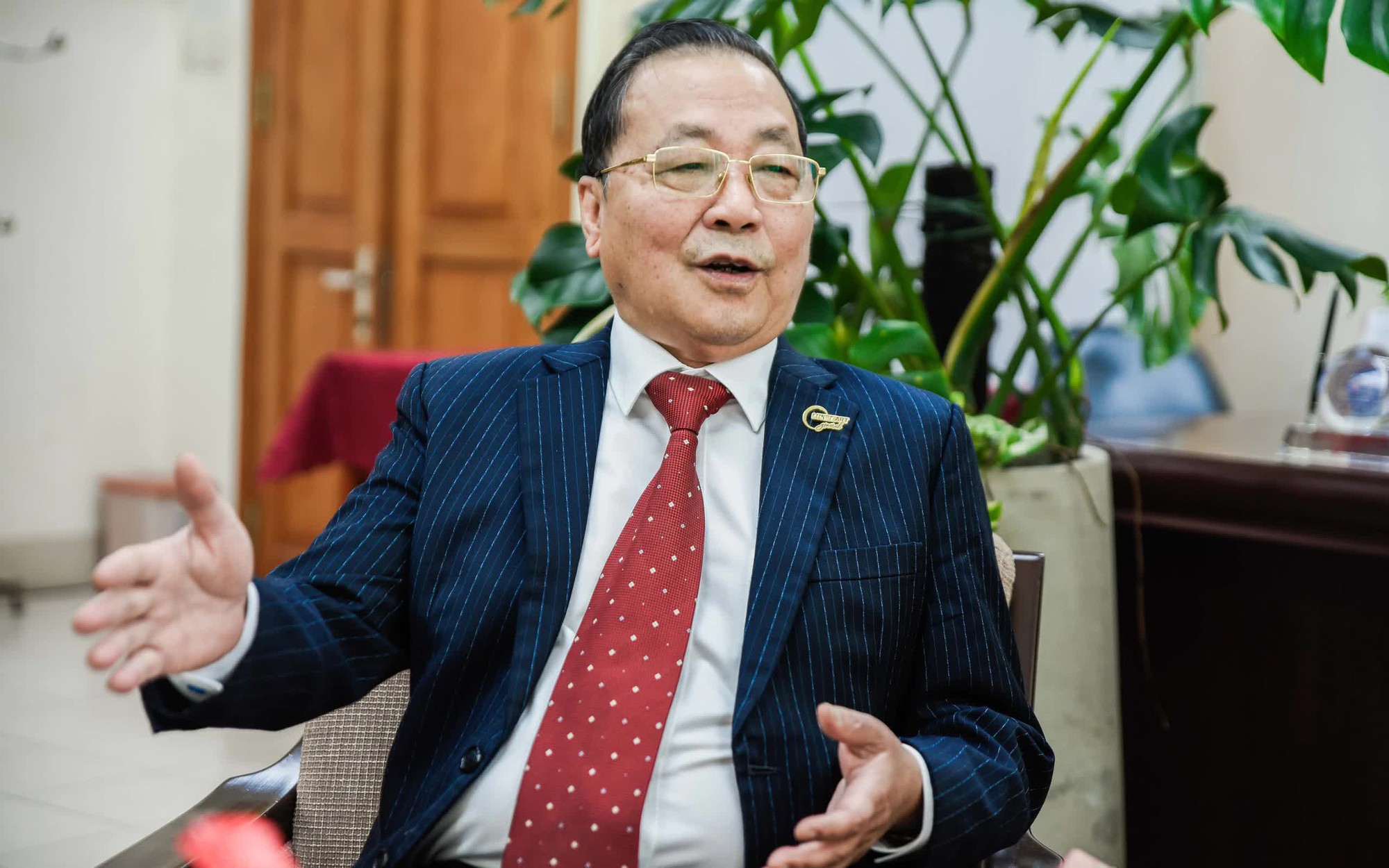 Lo ngại thương nhân đầu mối chi phối giá bán xăng dầu, Bộ Công thương nói gì?- Ảnh 1.
