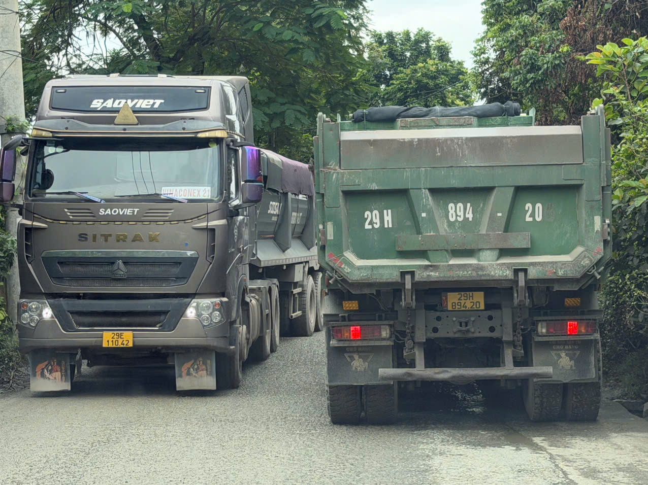 Ph&uacute; Thọ: CSGT xử nghi&ecirc;m xe cơi nới th&agrave;nh th&ugrave;ng, chở qu&aacute; tải, g&acirc;y mất an to&agrave;n giao th&ocirc;ng- Ảnh 3.