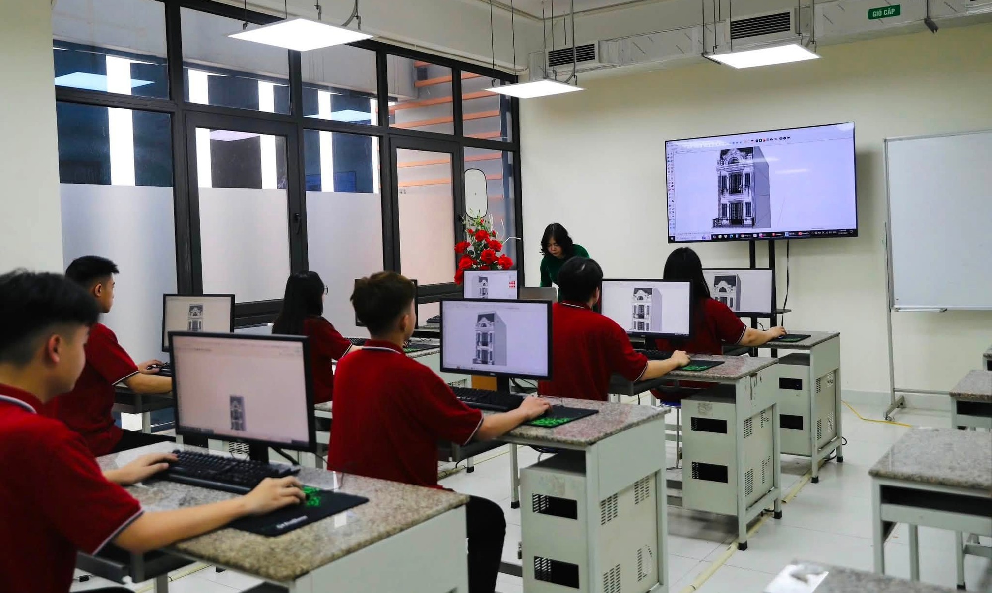 H&agrave; Nội tiếp nhận 4 cơ sở gi&aacute;o dục nghề nghiệp c&ocirc;ng lập từ Bộ Gi&aacute;o dục v&agrave; Đ&agrave;o tạo - Ảnh 1.