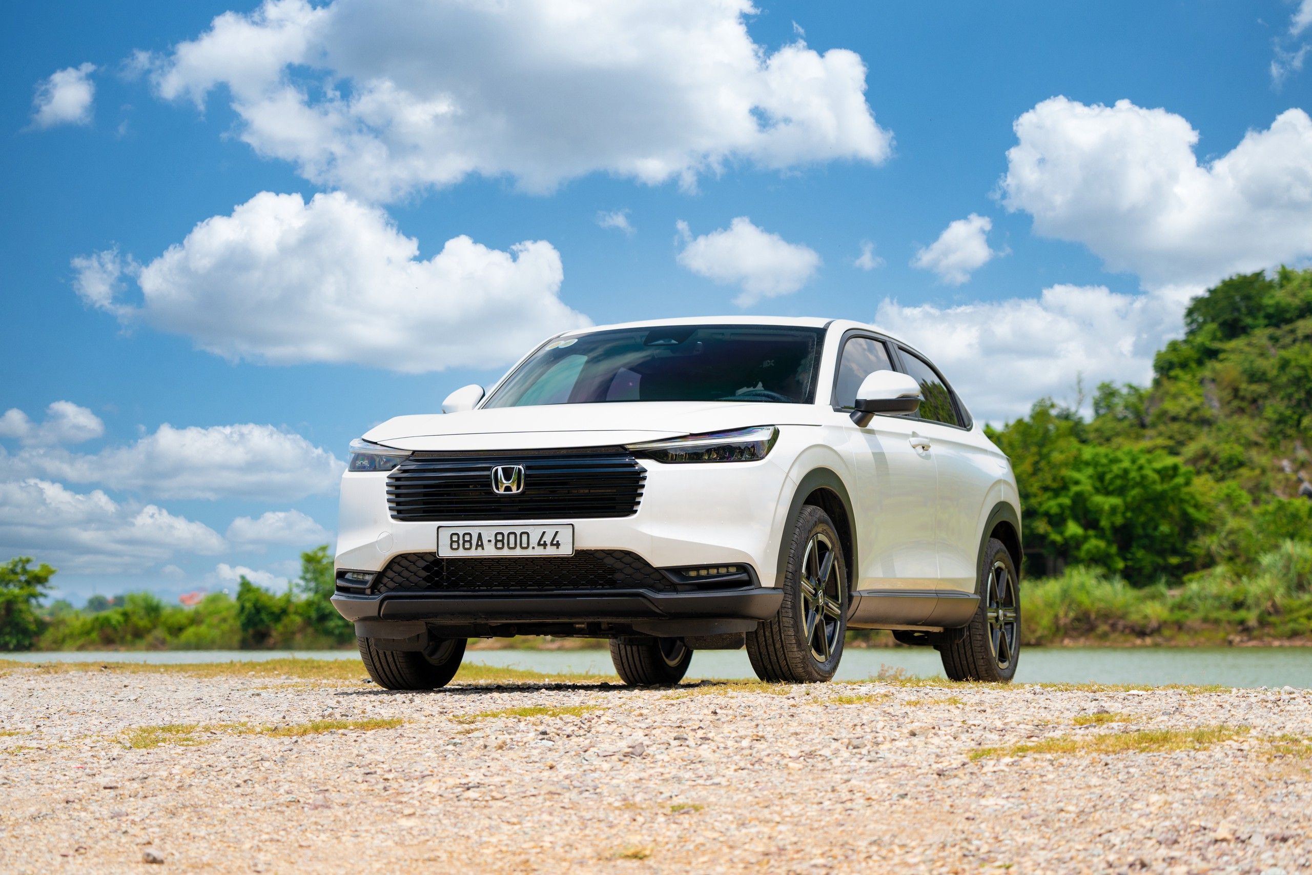 Honda bán hơn 210.000 xe máy trong một tháng - Ảnh 2.