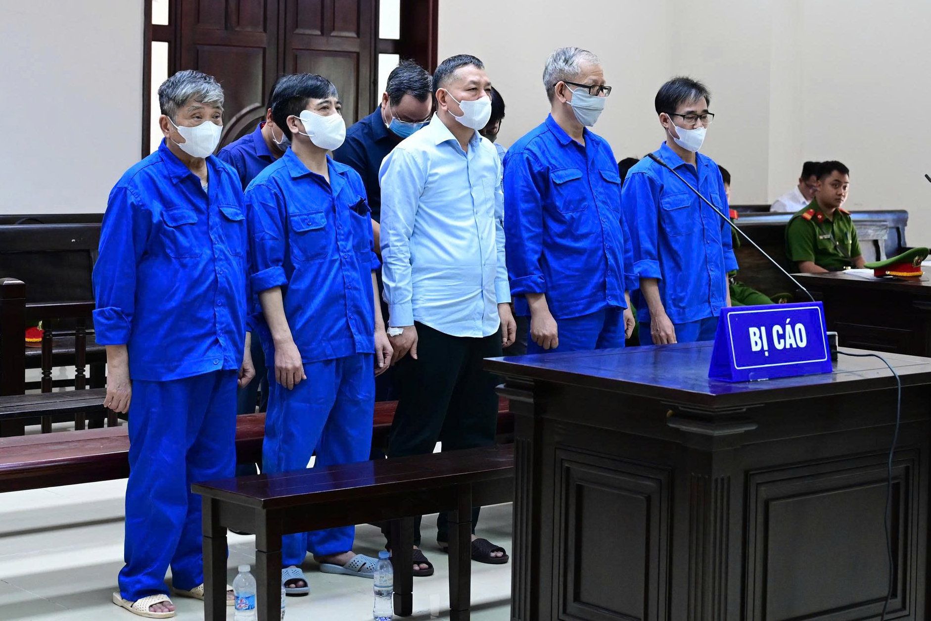 Cựu Bộ trưởng Nguyễn Thị Kim Tiến được giảm &aacute;n c&ograve;n 3 năm t&ugrave;- Ảnh 1.