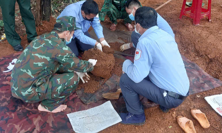 Gia Lai: Quy tập 3 h&agrave;i cốt nghi liệt sĩ được ch&ocirc;n cất tại vườn rẫy người d&acirc;n- Ảnh 1.