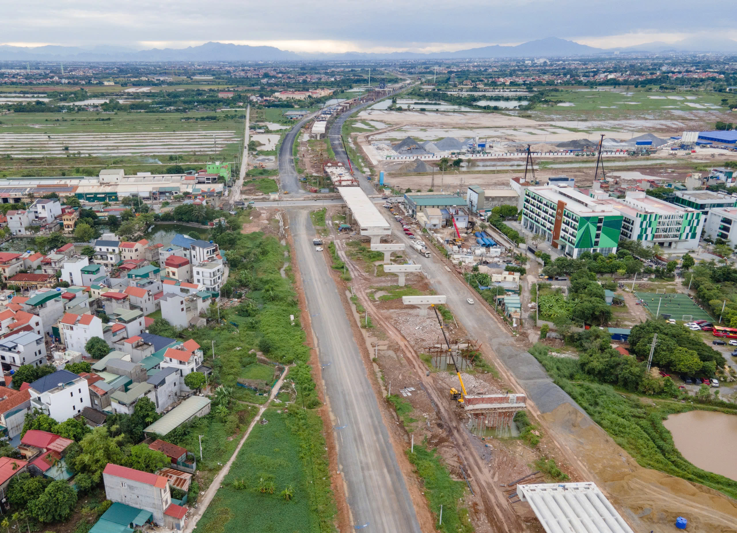 V&agrave;nh đai 4 qua H&agrave; Nội trước giờ G: 15km đường song h&agrave;nh sẵn s&agrave;ng th&ocirc;ng xe- Ảnh 9.