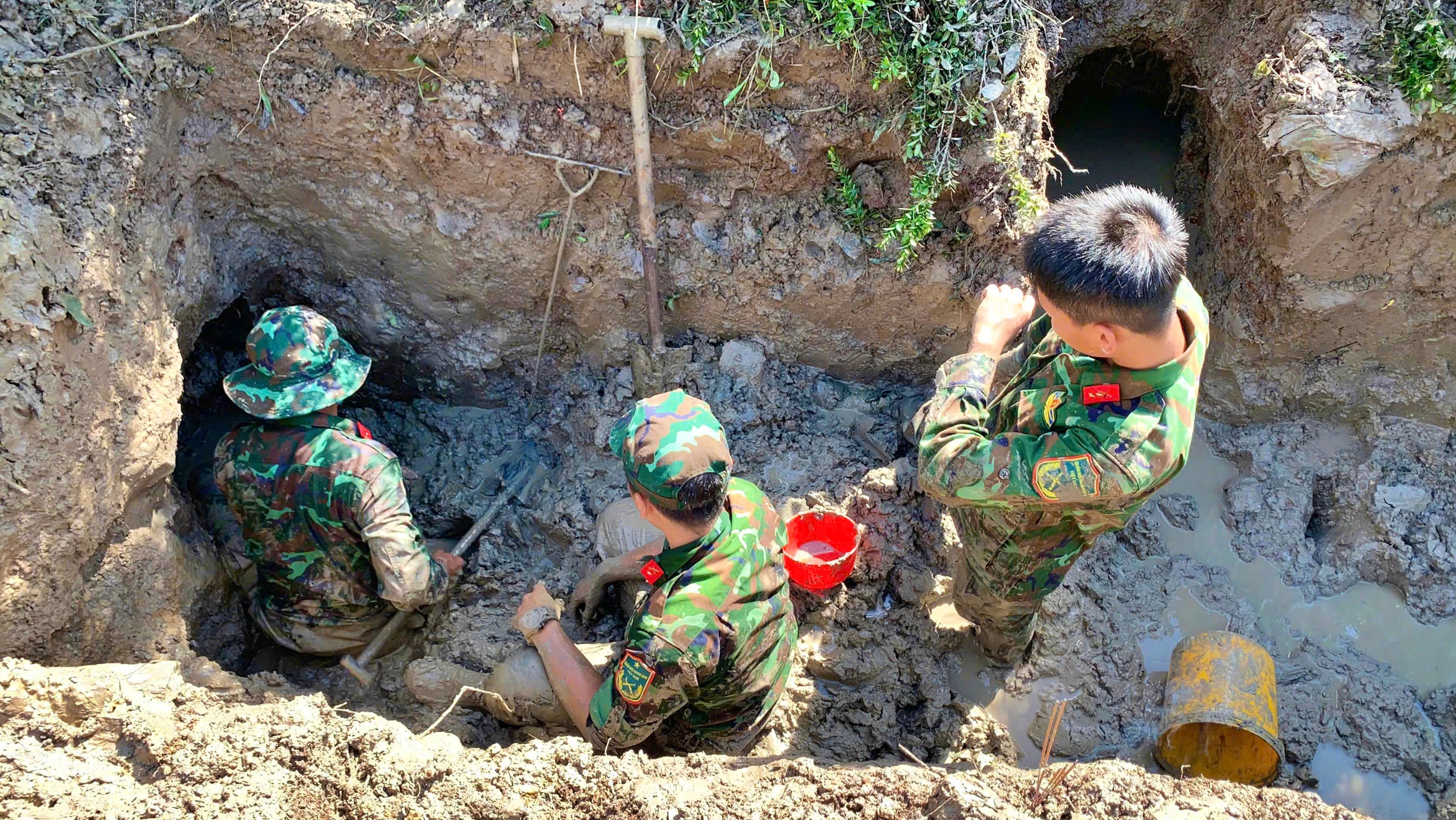 C&agrave; Mau: Quy tập th&ecirc;m một h&agrave;i cốt liệt sĩ tại Nghĩa trang tạm Cầu Chữ Y - Ảnh 1.