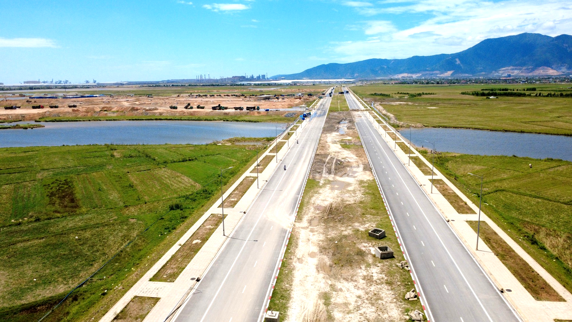 Hà Tĩnh: Phê duyệt khu tái định cư 321 tỷ đồng cho các dự án trọng điểm tại Vũng Áng- Ảnh 1.