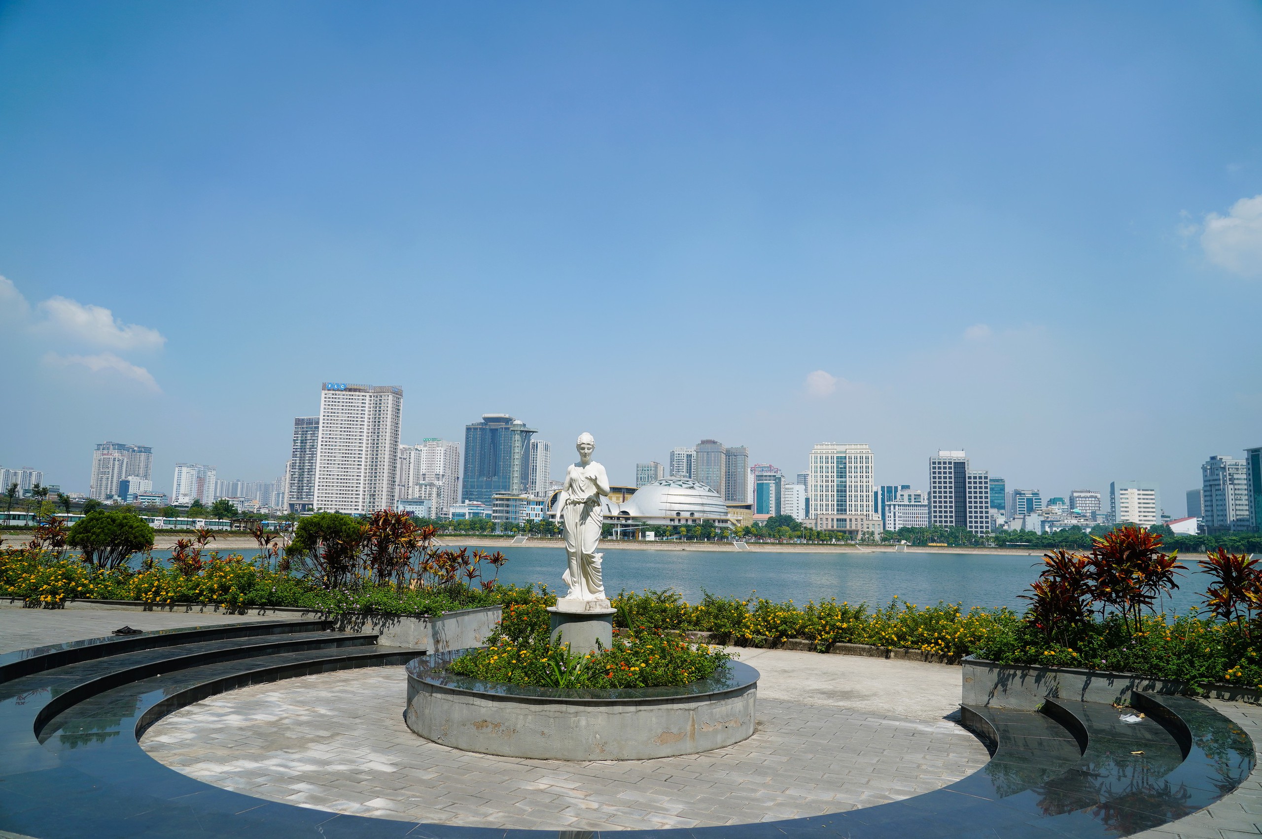 Những g&oacute;c H&agrave; Nội đổi kh&aacute;c trước ng&agrave;y 10/10- Ảnh 22.