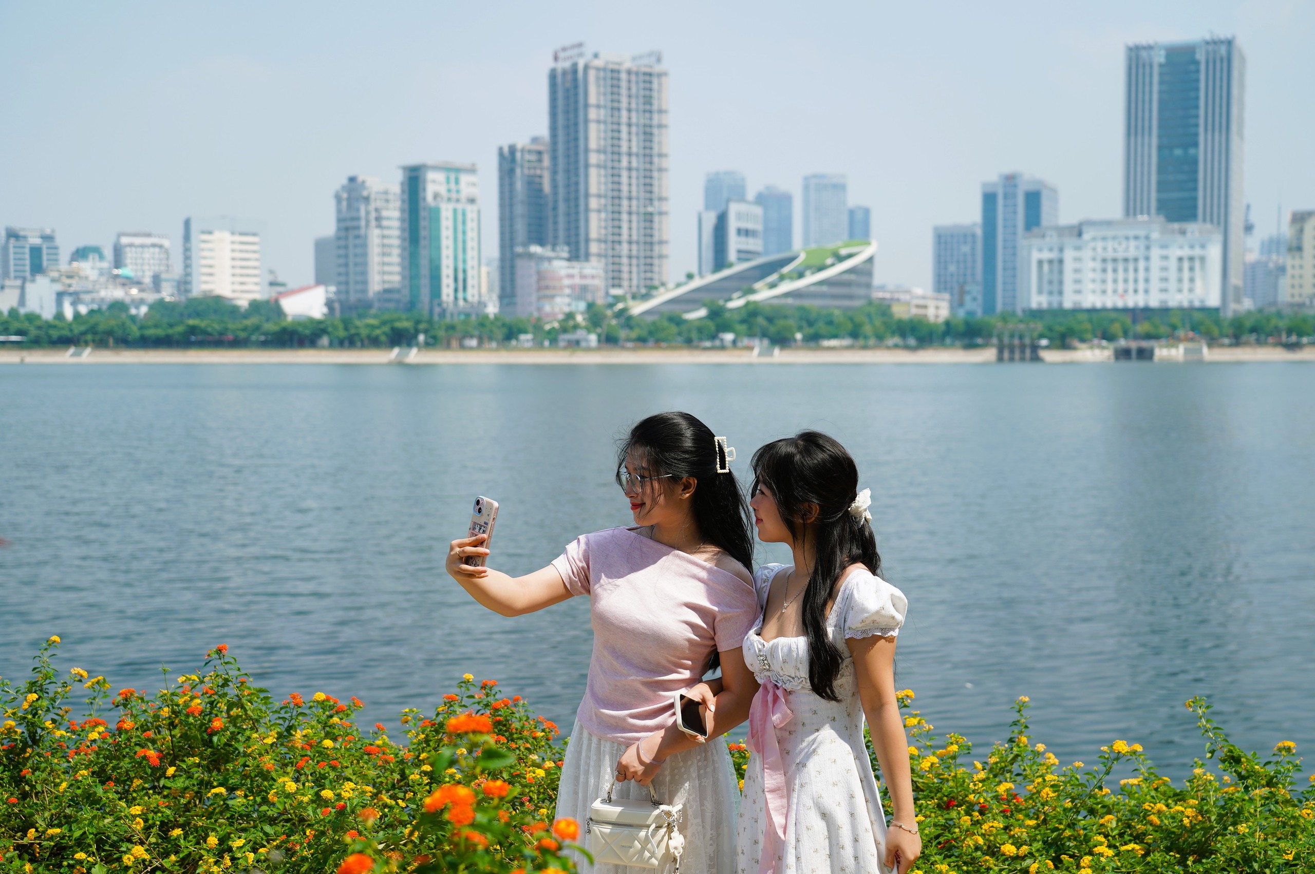 Những g&oacute;c H&agrave; Nội đổi kh&aacute;c trước ng&agrave;y 10/10- Ảnh 25.