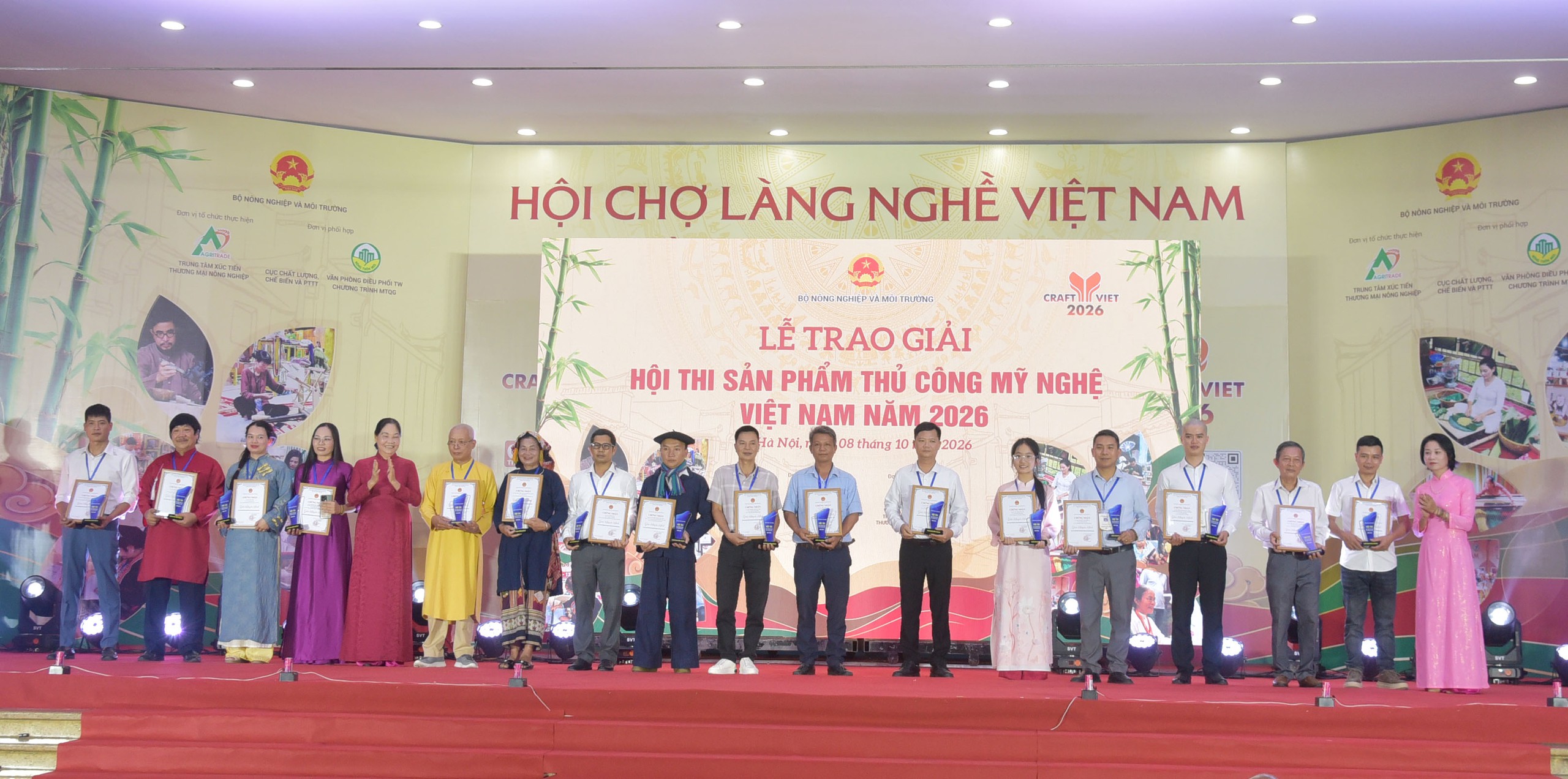 Khai mạc Hội chợ Làng nghề Việt Nam lần thứ 22 năm 2026- Ảnh 6.