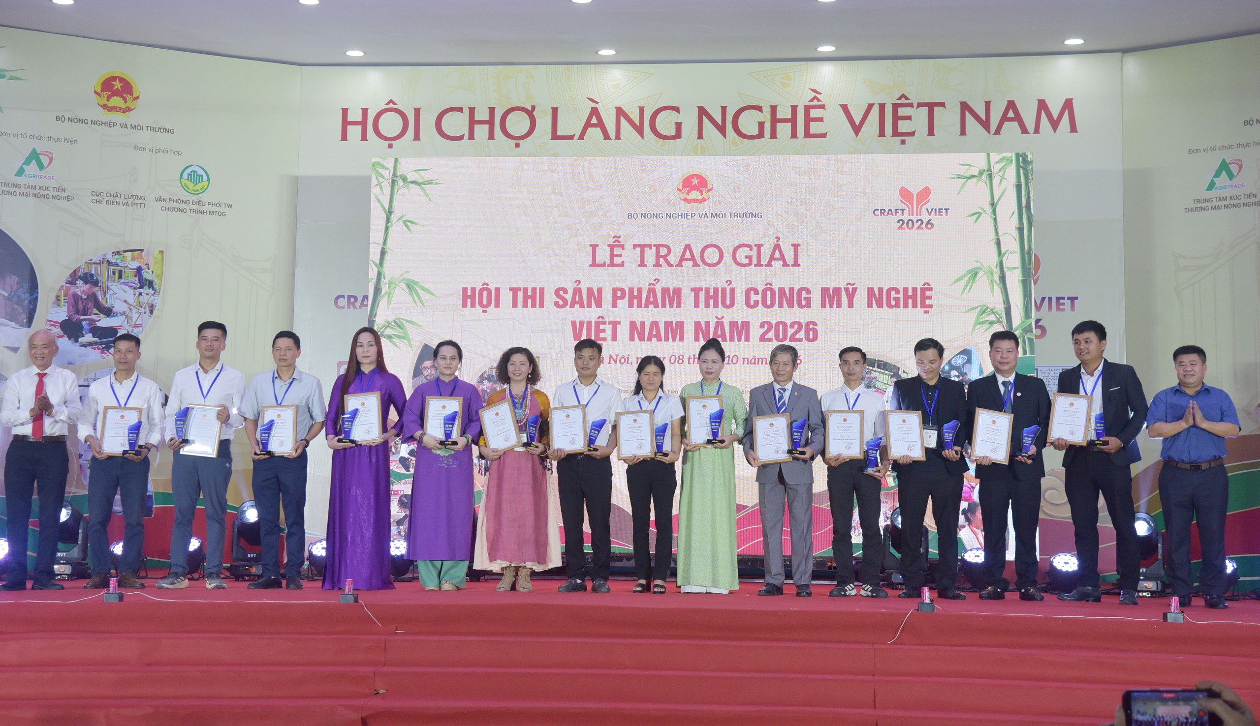 Khai mạc Hội chợ Làng nghề Việt Nam lần thứ 22 năm 2026- Ảnh 5.