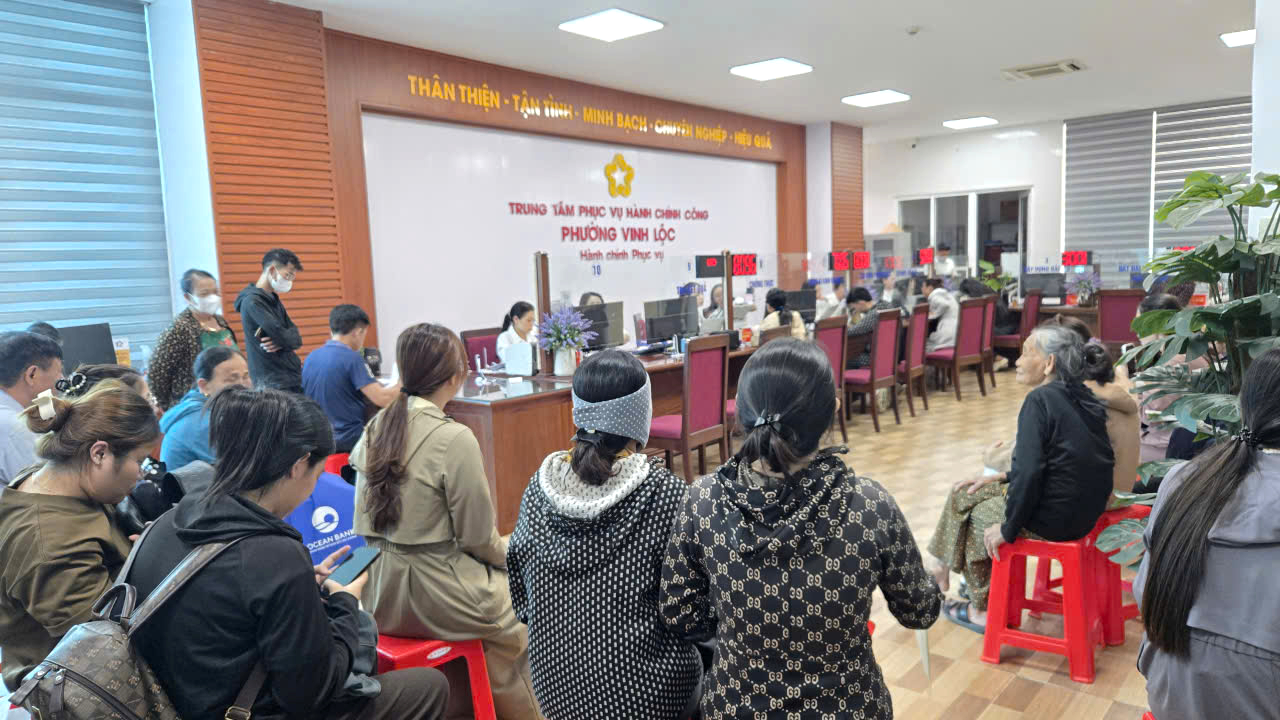Nghệ An: Gỡ "điểm nghẽn" từ cơ sở, tạo chuyển biến thực chất trong chuyển đổi số- Ảnh 4.