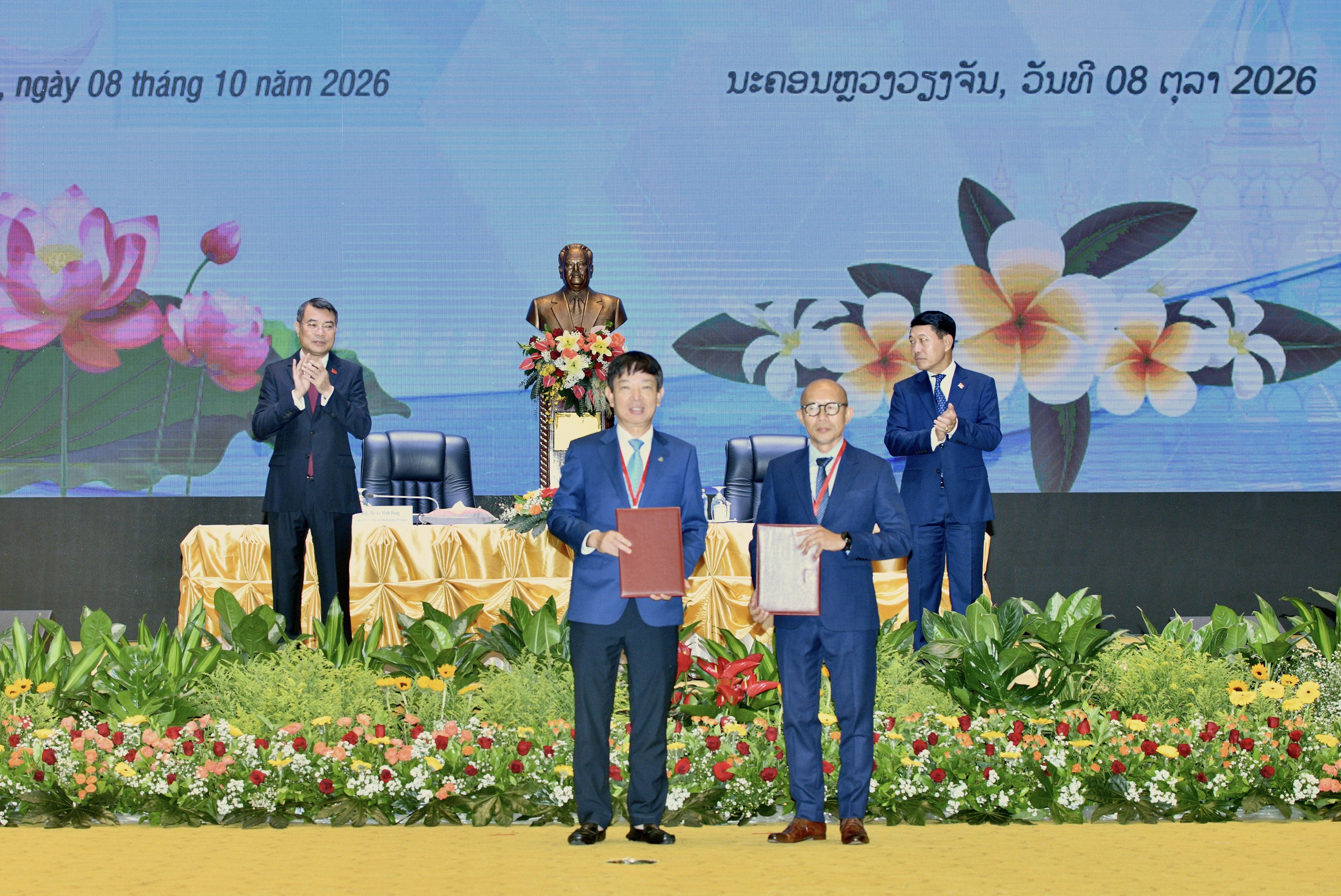 Vietnam Airlines bắt tay đối t&aacute;c L&agrave;o, Campuchia th&uacute;c đẩy du lịch Đ&ocirc;ng Dương   - Ảnh 1.