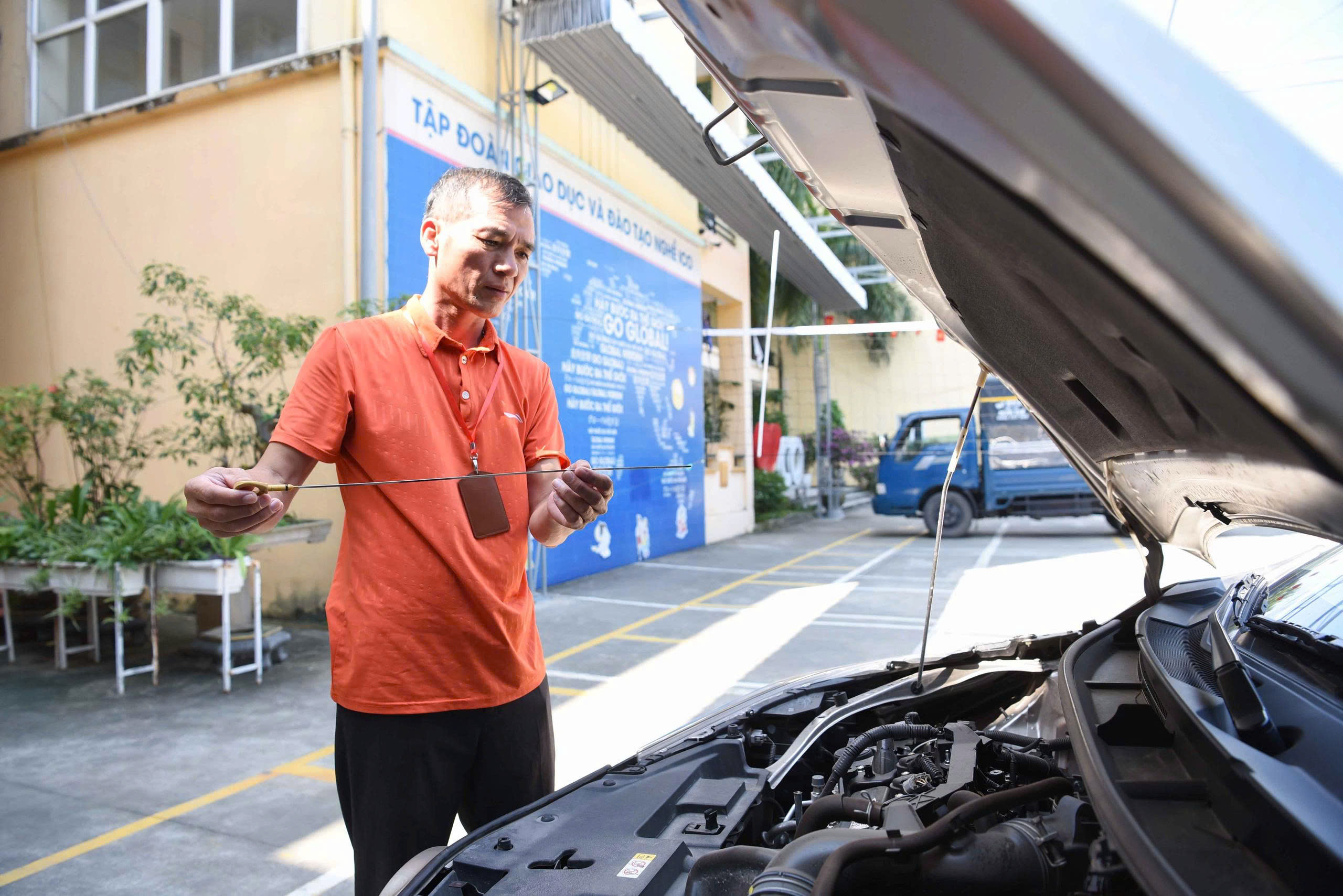 Bắc Ninh: C&ocirc;ng t&aacute;c đ&agrave;o tạo diễn ra thế n&agrave;o sau vụ xe tập l&aacute;i gặp nạn, thầy dạy tử vong?- Ảnh 1.