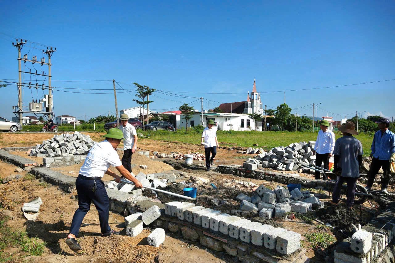 H&agrave; Tĩnh: Đẩy mạnh xử l&yacute; vi phạm trật tự x&acirc;y dựng từ cơ sở- Ảnh 1.