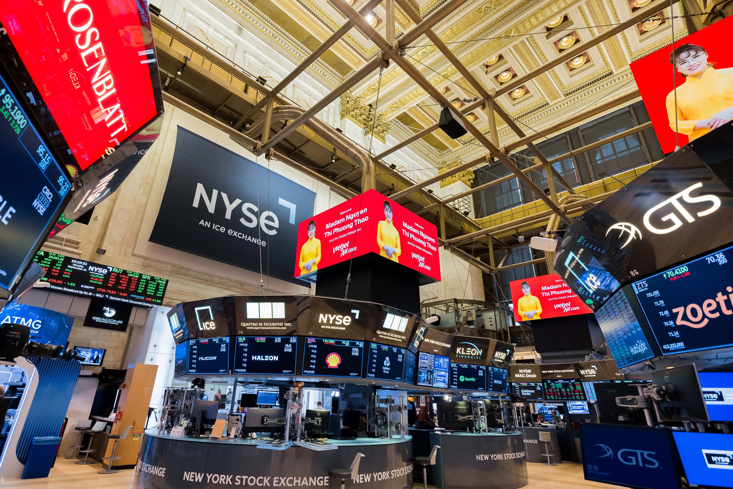 Từ NYSE nh&igrave;n ra thế giới: Dấu ấn nữ doanh nh&acirc;n Việt tr&ecirc;n h&agrave;nh tr&igrave;nh hội nhập - Ảnh 6.