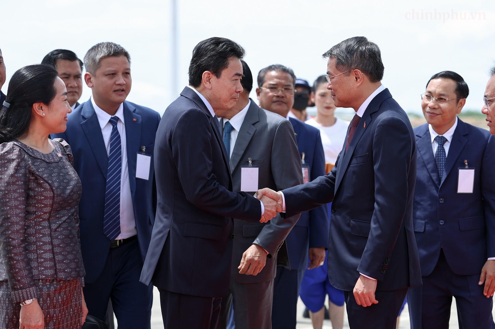 Thủ tướng L&ecirc; Minh Hưng tới Phnom Penh, bắt đầu chuyến thăm ch&iacute;nh thức Campuchia - Ảnh 3.
