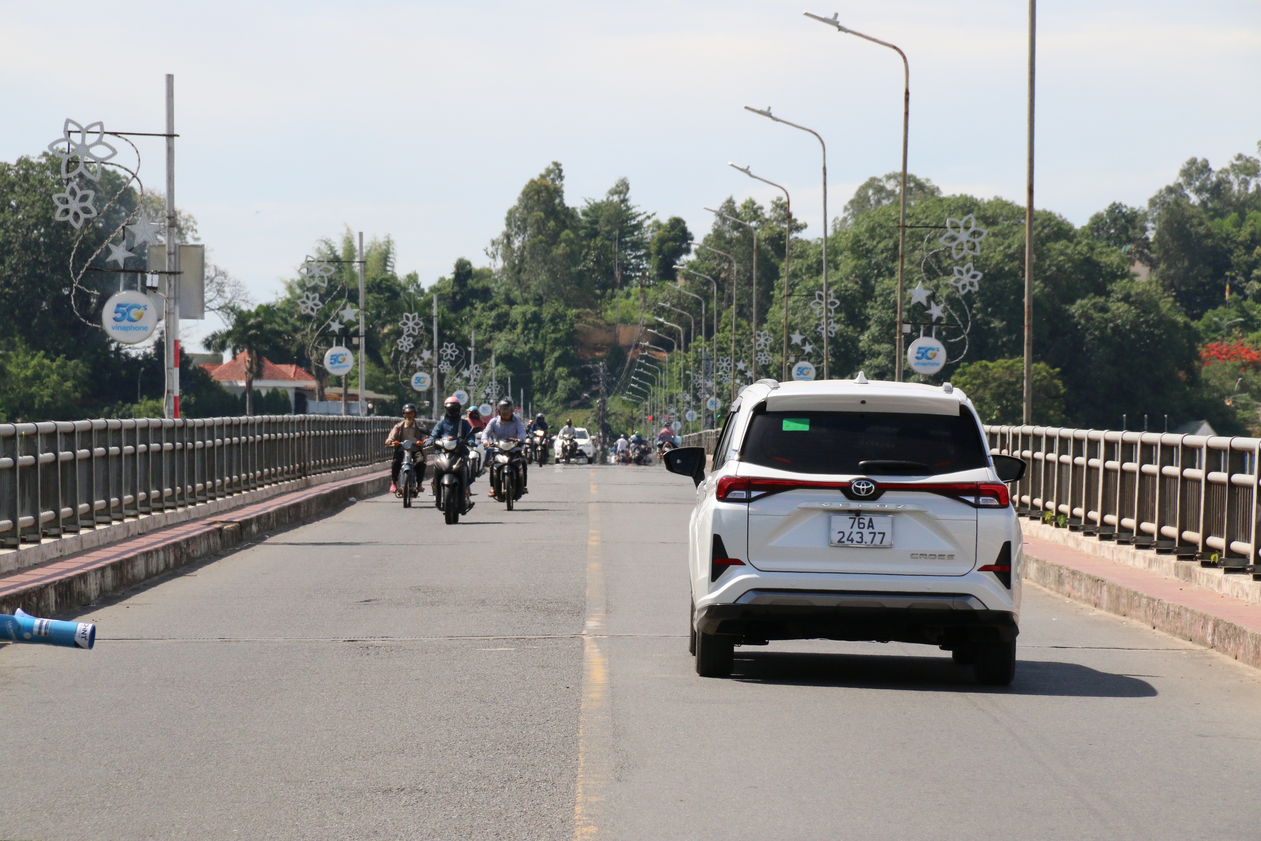 Quảng Ng&atilde;i: H&igrave;nh ảnh cầu Tr&agrave; Kh&uacute;c trước ng&agrave;y đ&oacute;ng đường, cấm xe- Ảnh 6.