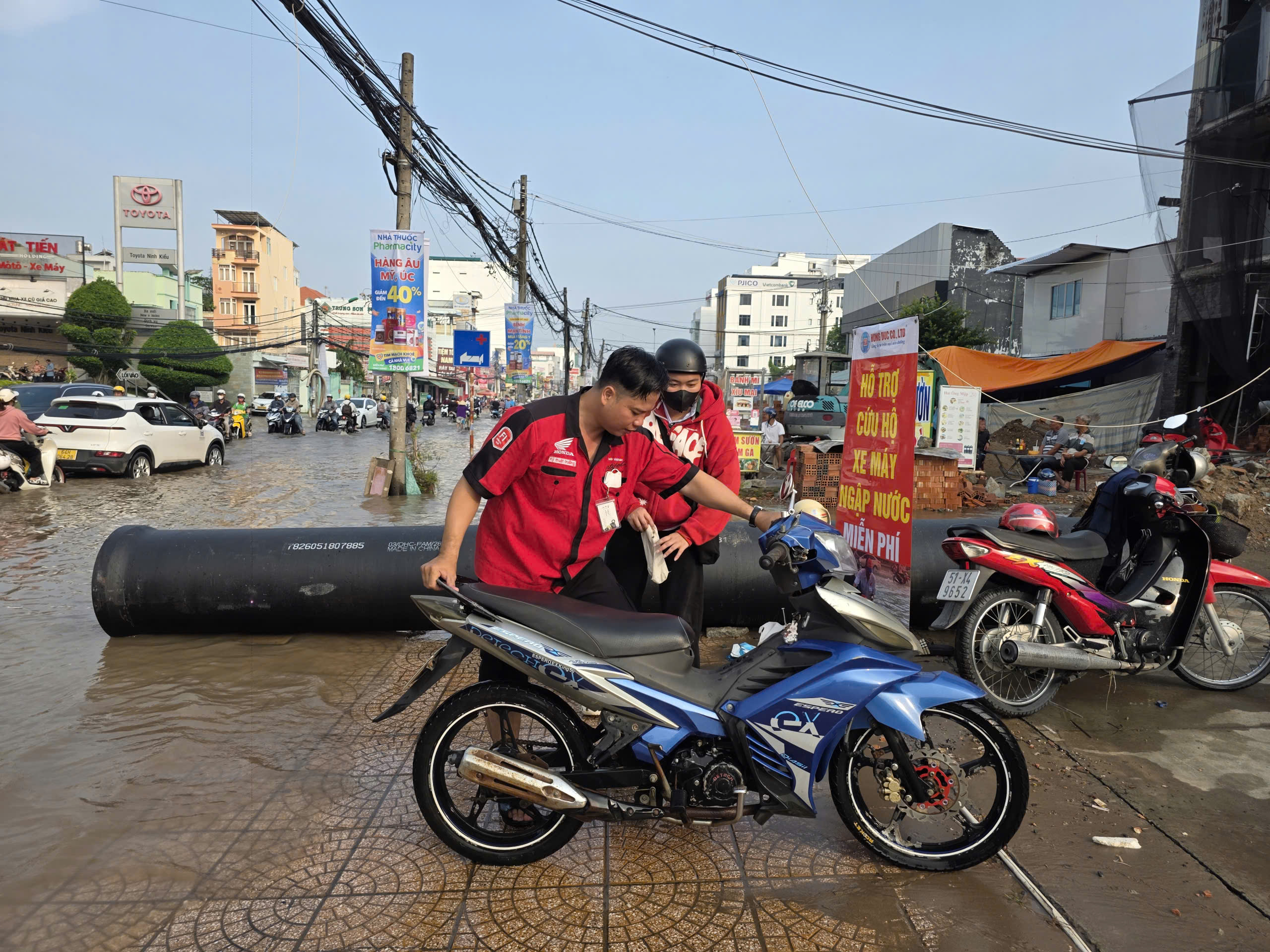 Bao giờ Cần Thơ hết cảnh đường phố ngập s&acirc;u?- Ảnh 7.