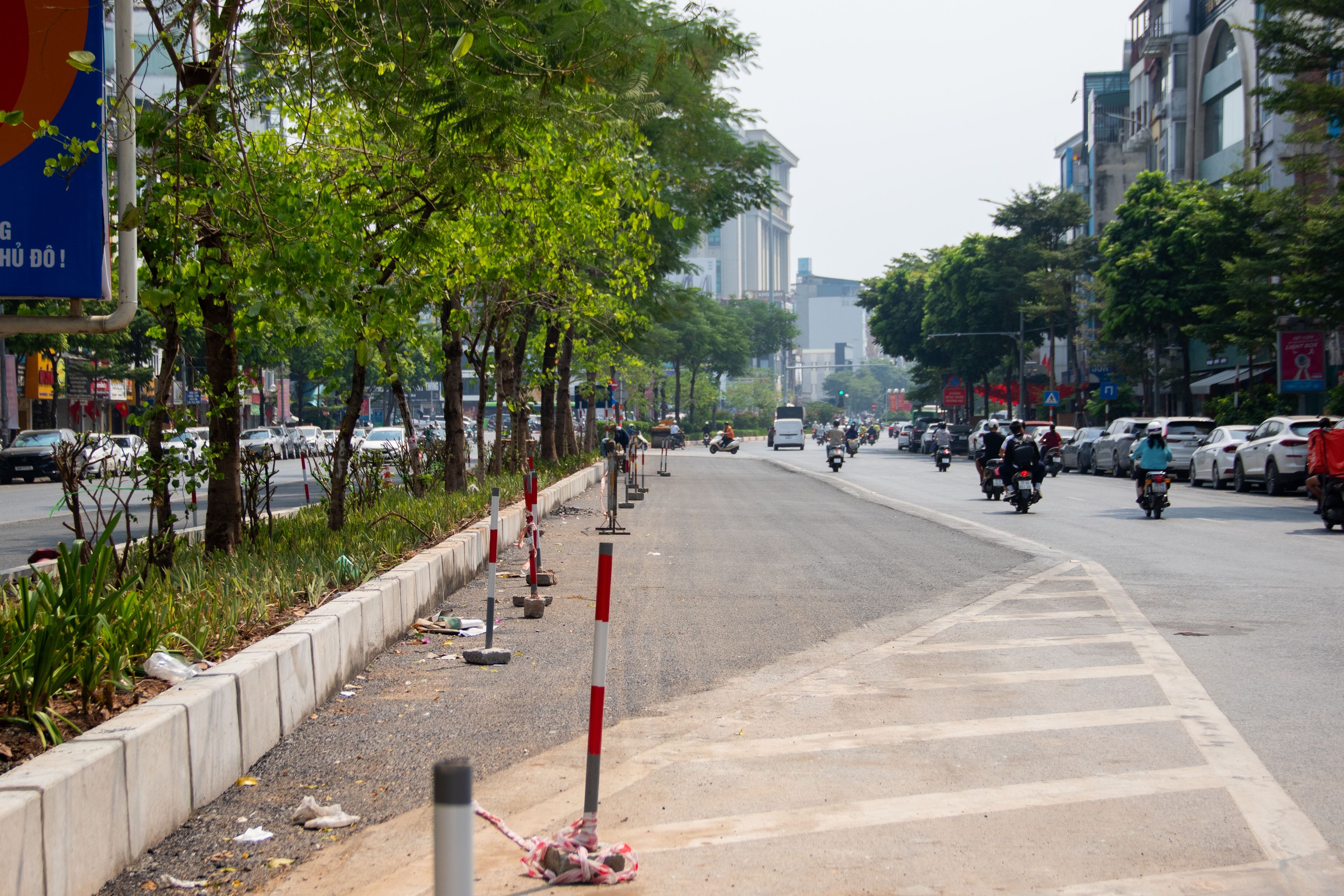 Phố &Ocirc; Chợ Dừa mở rộng mặt đường, giảm &aacute;p lực giao th&ocirc;ng - Ảnh 8.