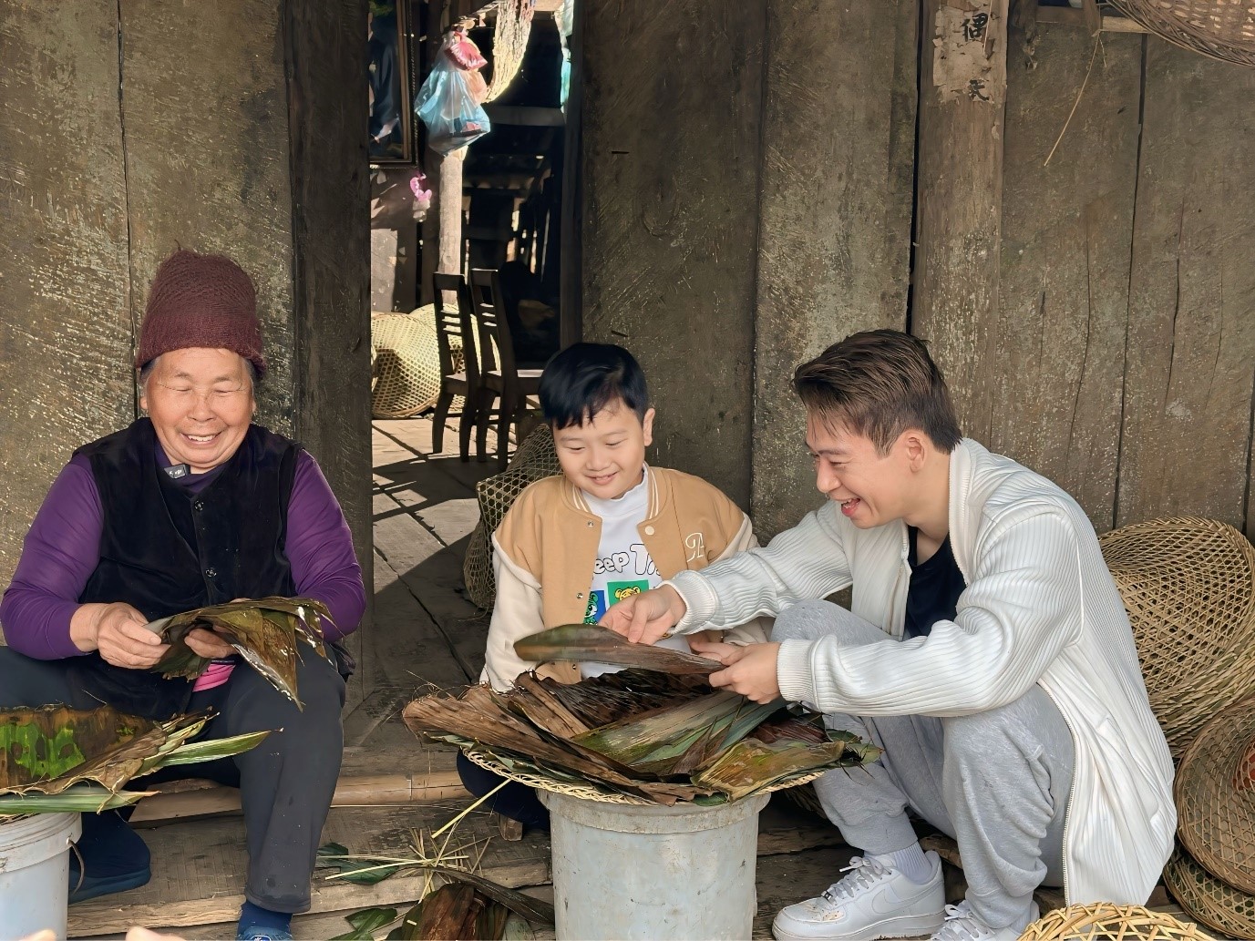 Diễn vi&ecirc;n H&agrave; Việt Dũng kể chuyện l&agrave;m bố: &ldquo;Xa con qu&aacute; nhiều, t&ocirc;i lu&ocirc;n muốn b&ugrave; đắp cho con&rdquo;- Ảnh 4.