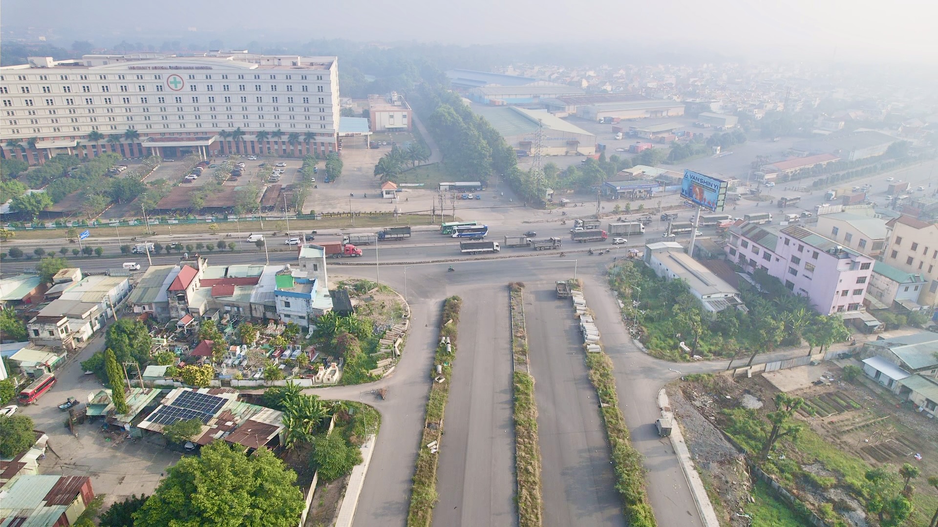 Đồng Nai tổ chức lại giao th&ocirc;ng, đưa v&agrave;o khai th&aacute;c n&uacute;t giao hương lộ 2 - QL51- Ảnh 1.