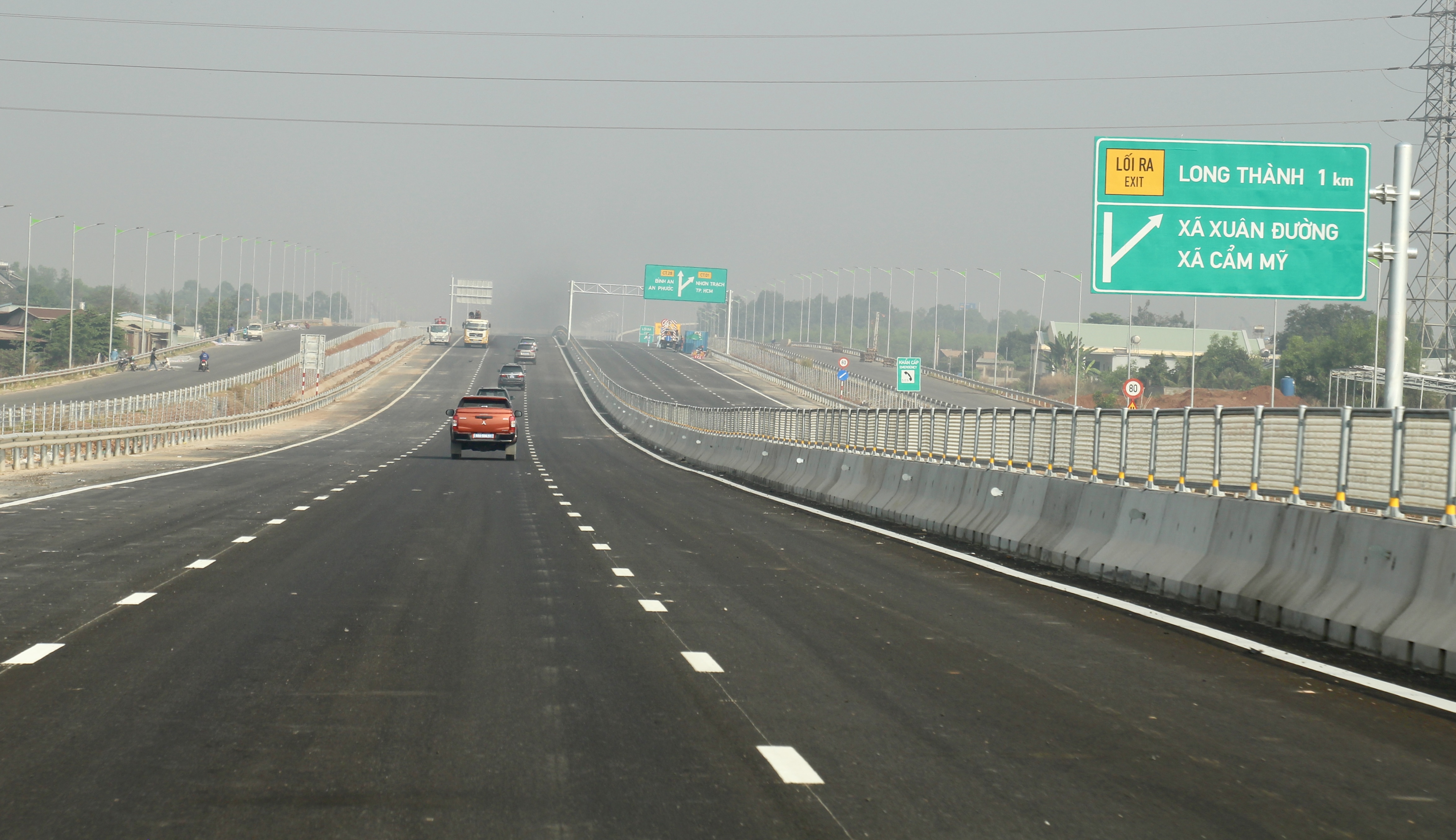 Thứ trưởng B&ugrave;i Xu&acirc;n Dũng: T&igrave;m phương &aacute;n tối ưu để sớm th&ocirc;ng xe cao tốc Bi&ecirc;n H&ograve;a - Vũng T&agrave;u- Ảnh 4.